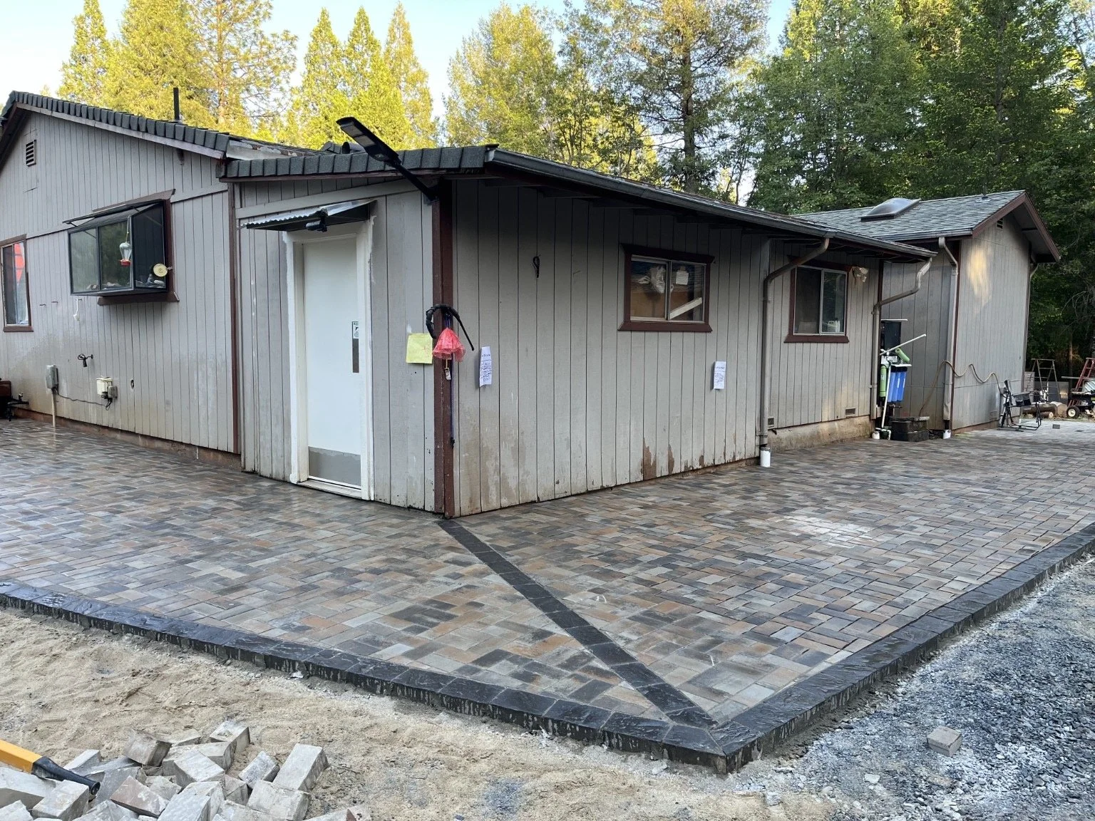Custom Calstone paver patio and walkway installation in Lake of the Pines, California