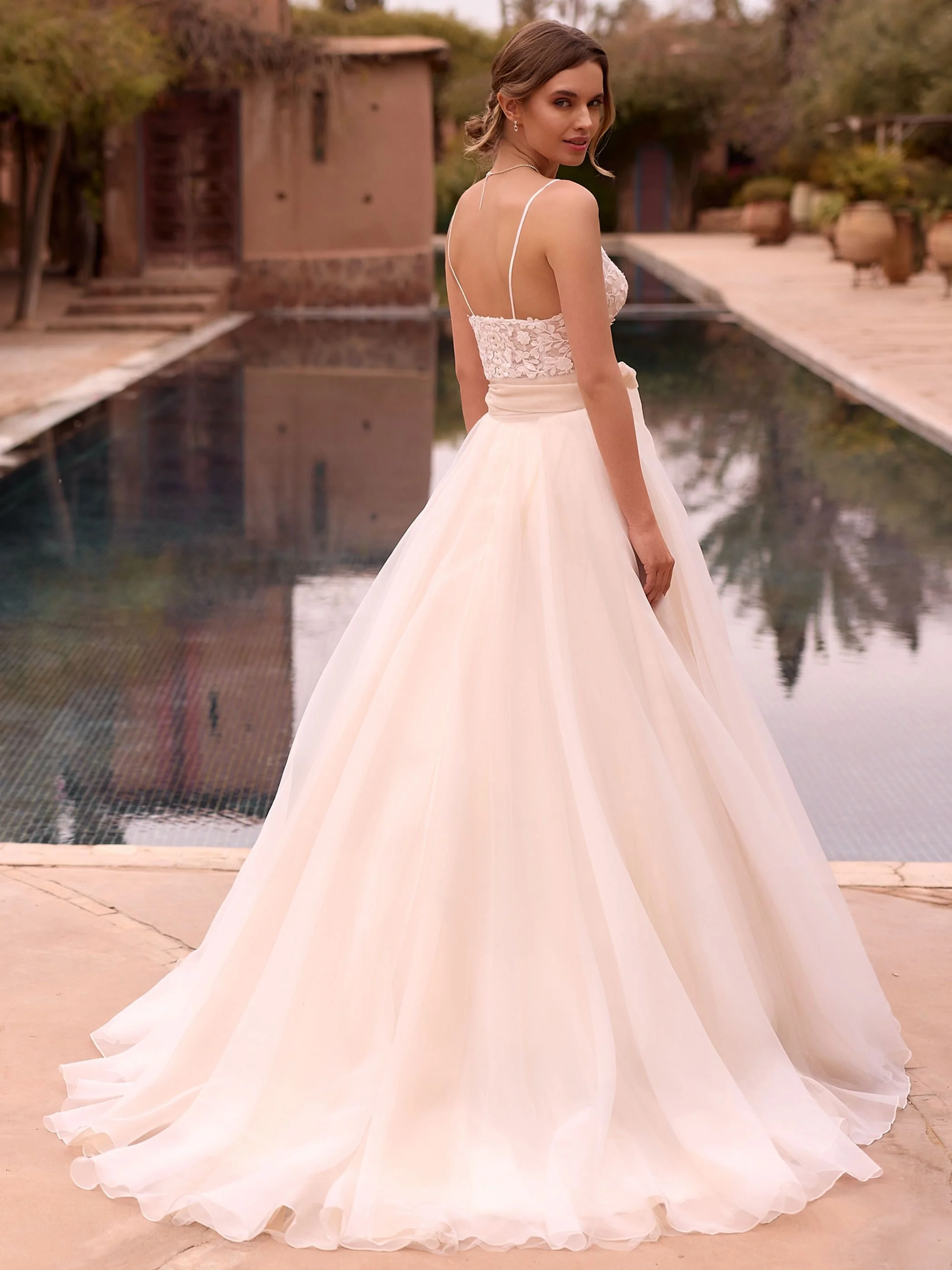 Cased Organza champagne skirt back.jpg