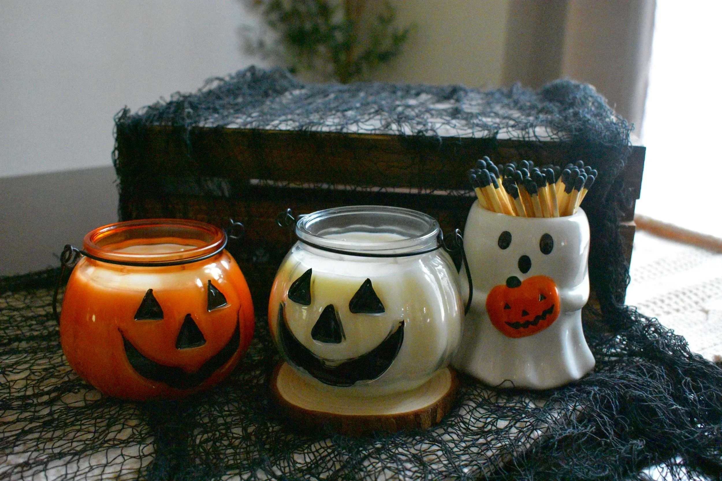 Jack-O-Lantern+Candle+Pic+2.jpg