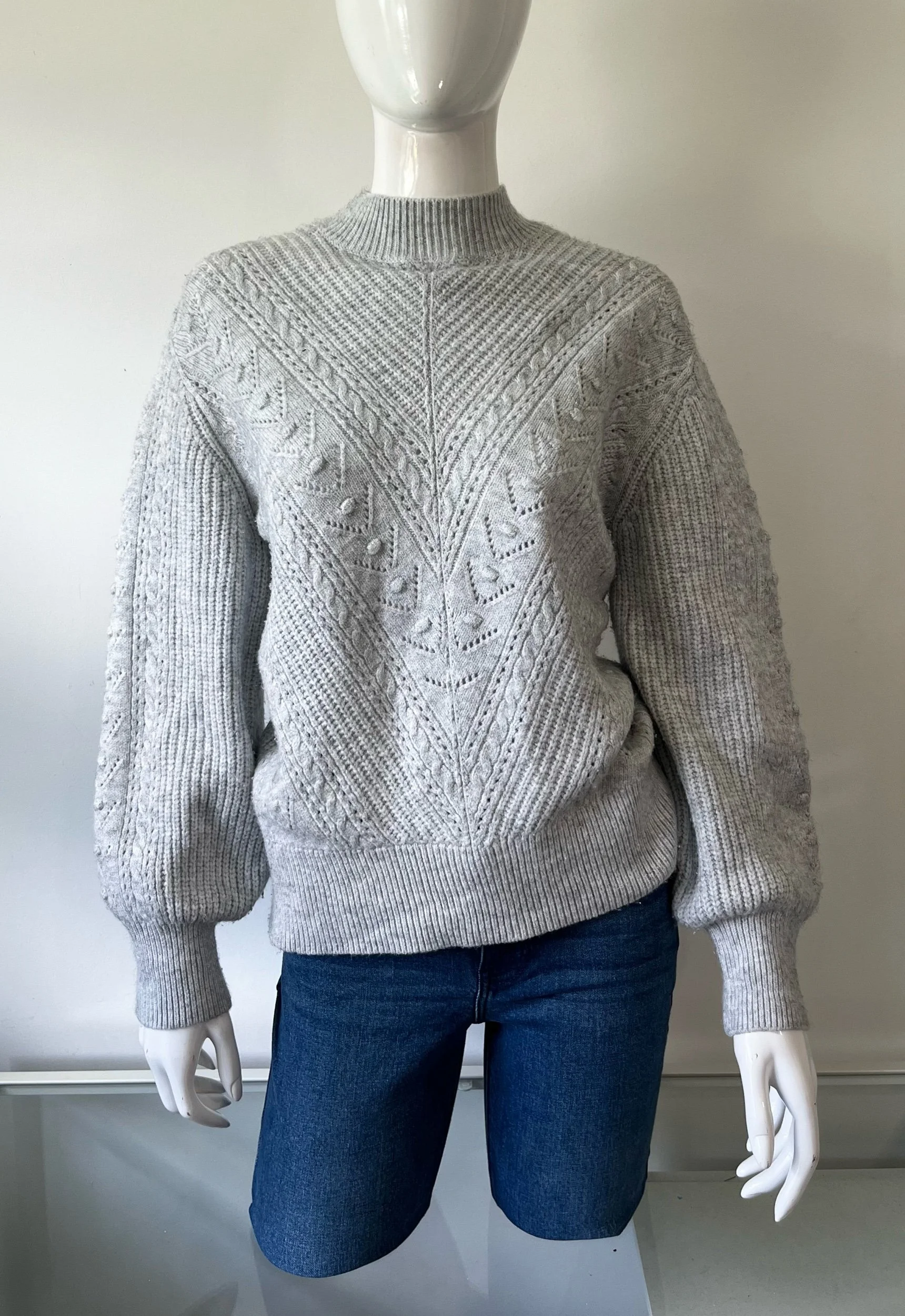 &me Knit Sweater - M