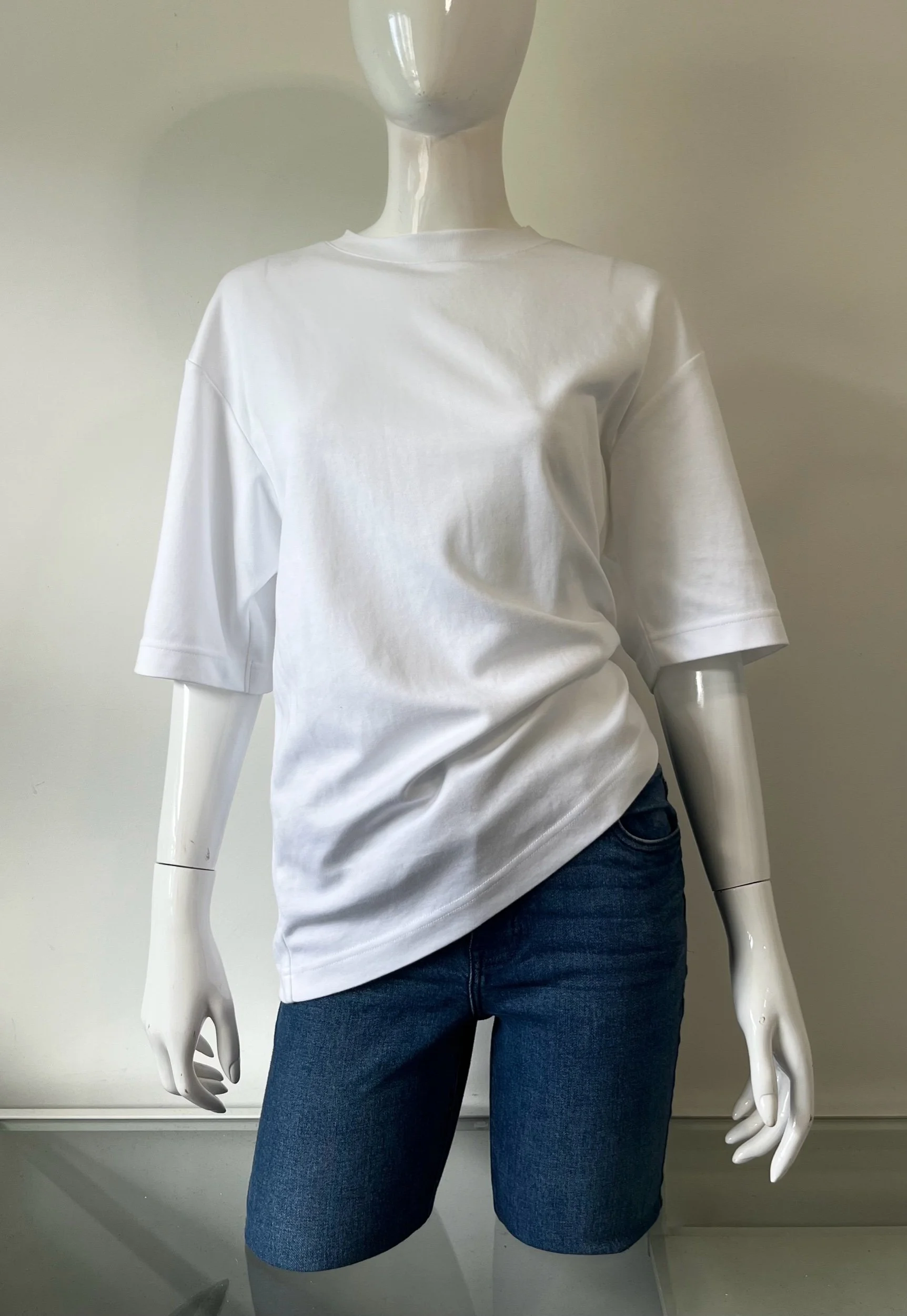 UNIQLO Tee - XS