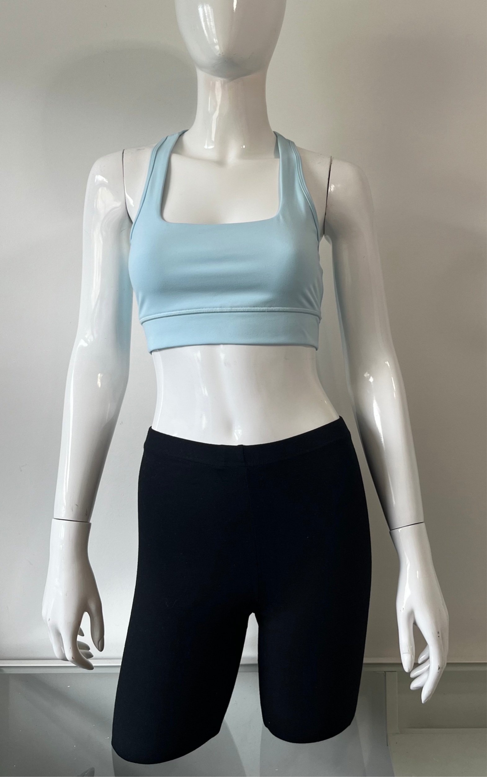 AVER Sports Crop - M