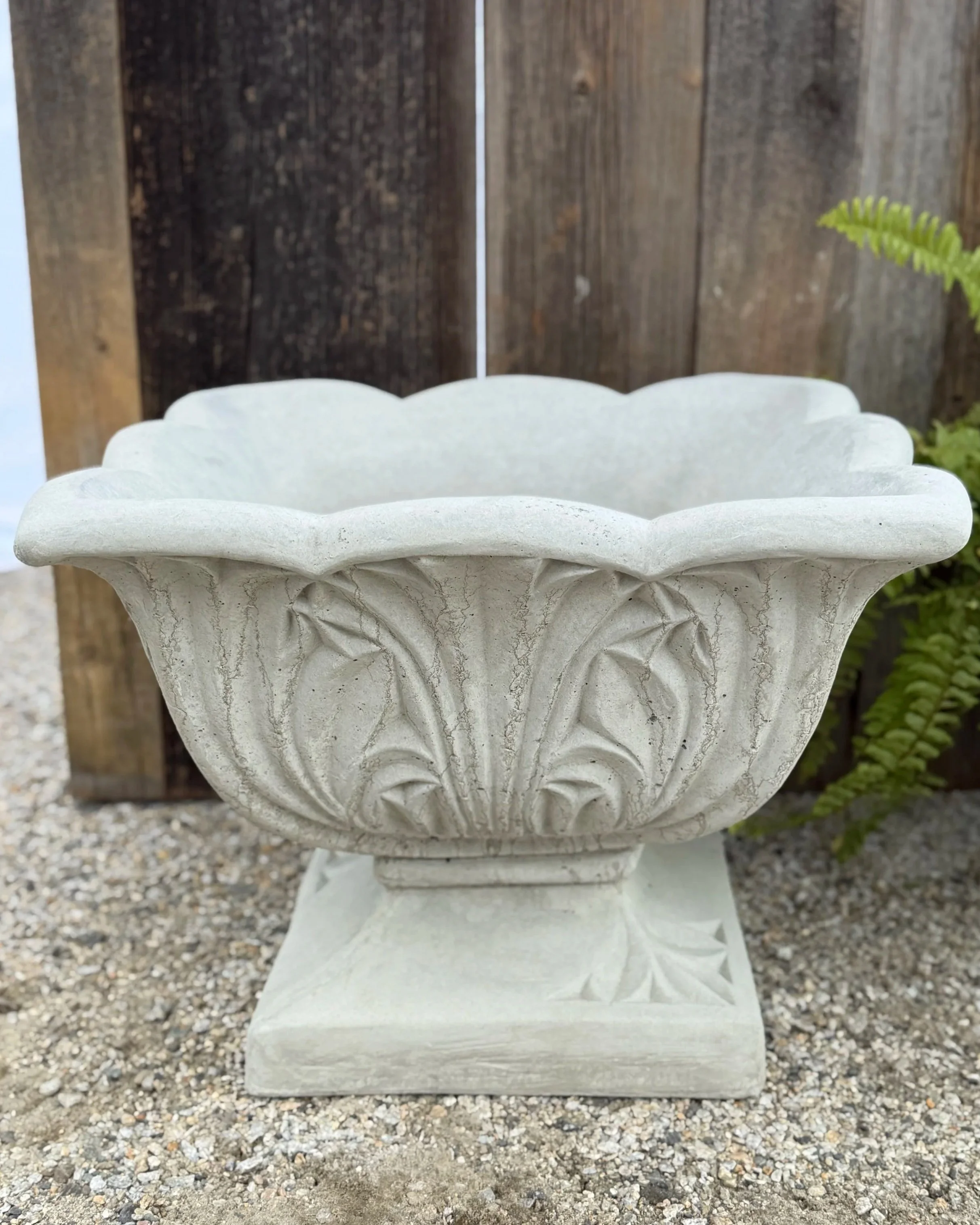 nouveau floral planter-ex. large