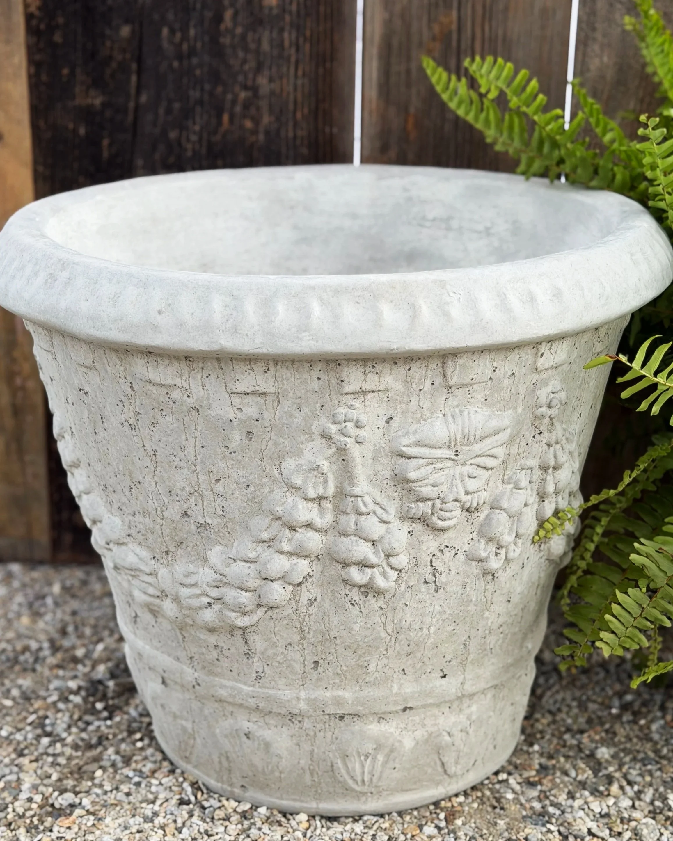large swag planter