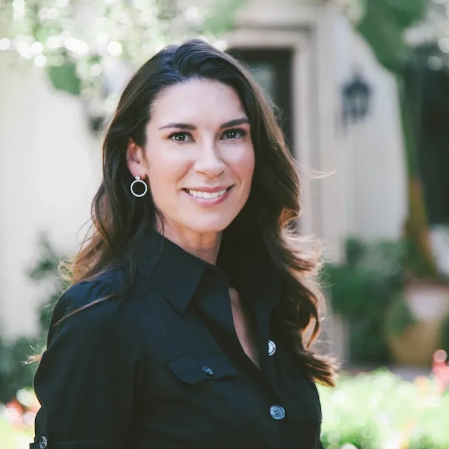 Dr. Jennifer Lang
