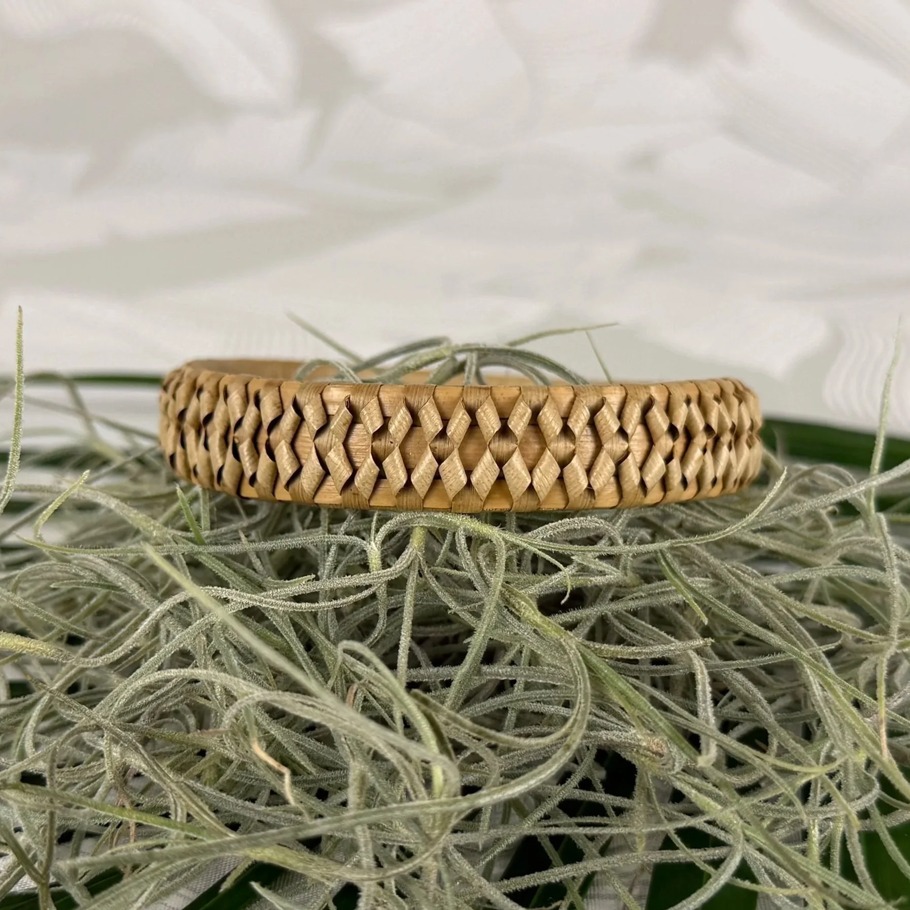 8¾ Twisted Natural Lauhala bracelet