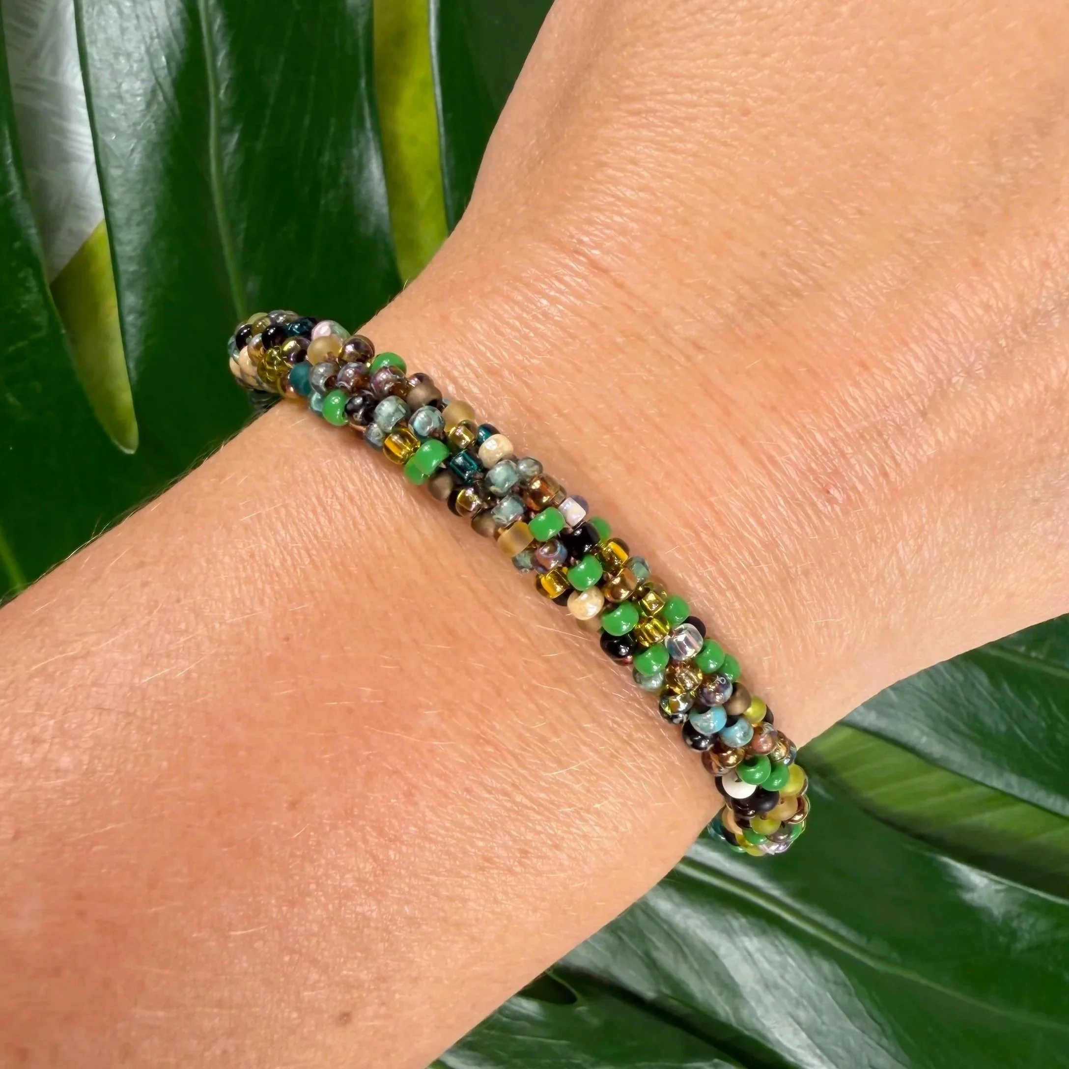 aina%2Bwrist.jpg