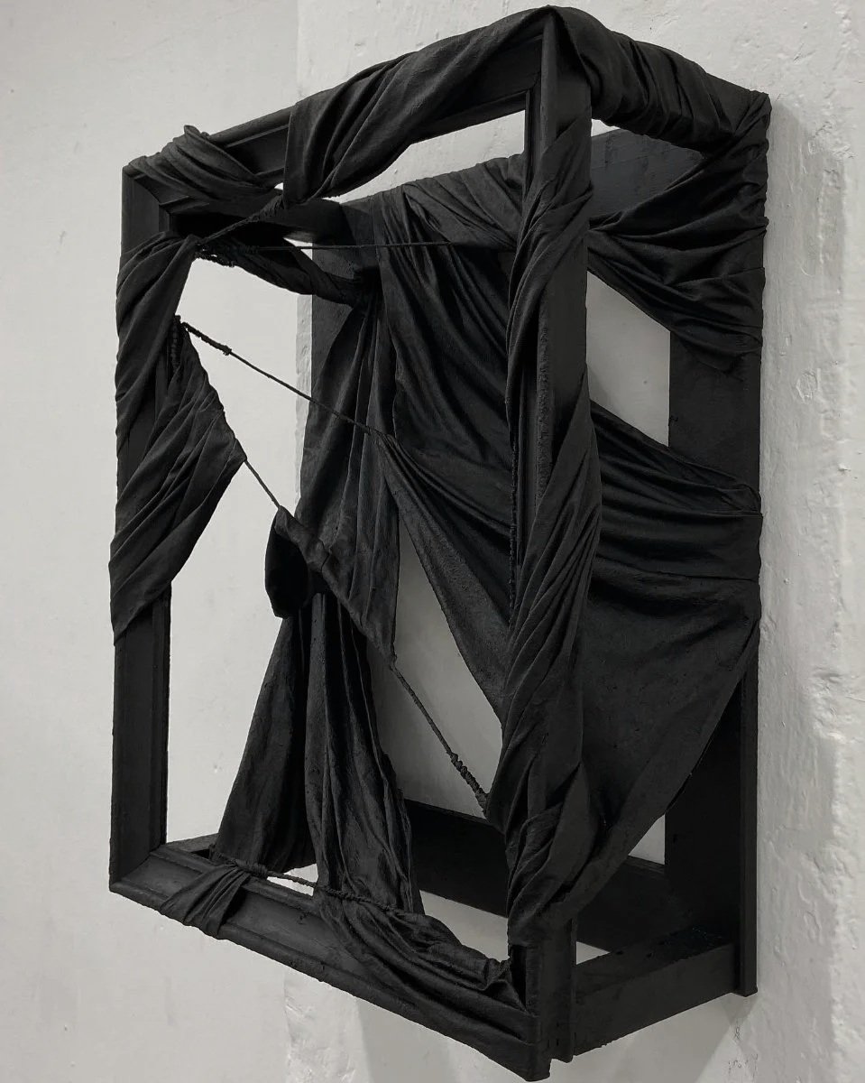 I N : M O : P O | Mixed media | 50 x 60 x 25 cm | $1,100 + shipping