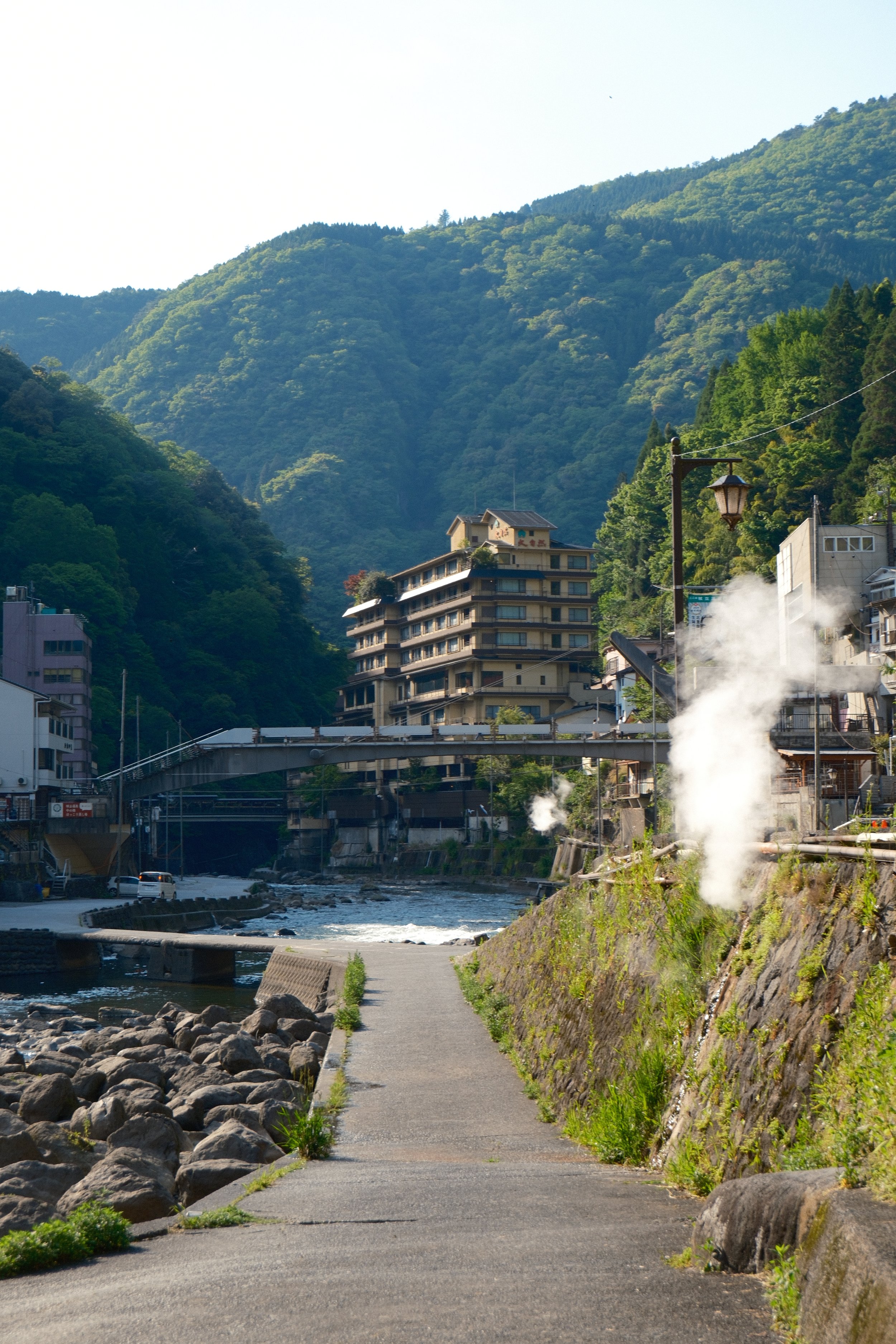 Tsuetate Onsen: A Forgotten Hot Spring Town on the Kumamoto–Oita Border