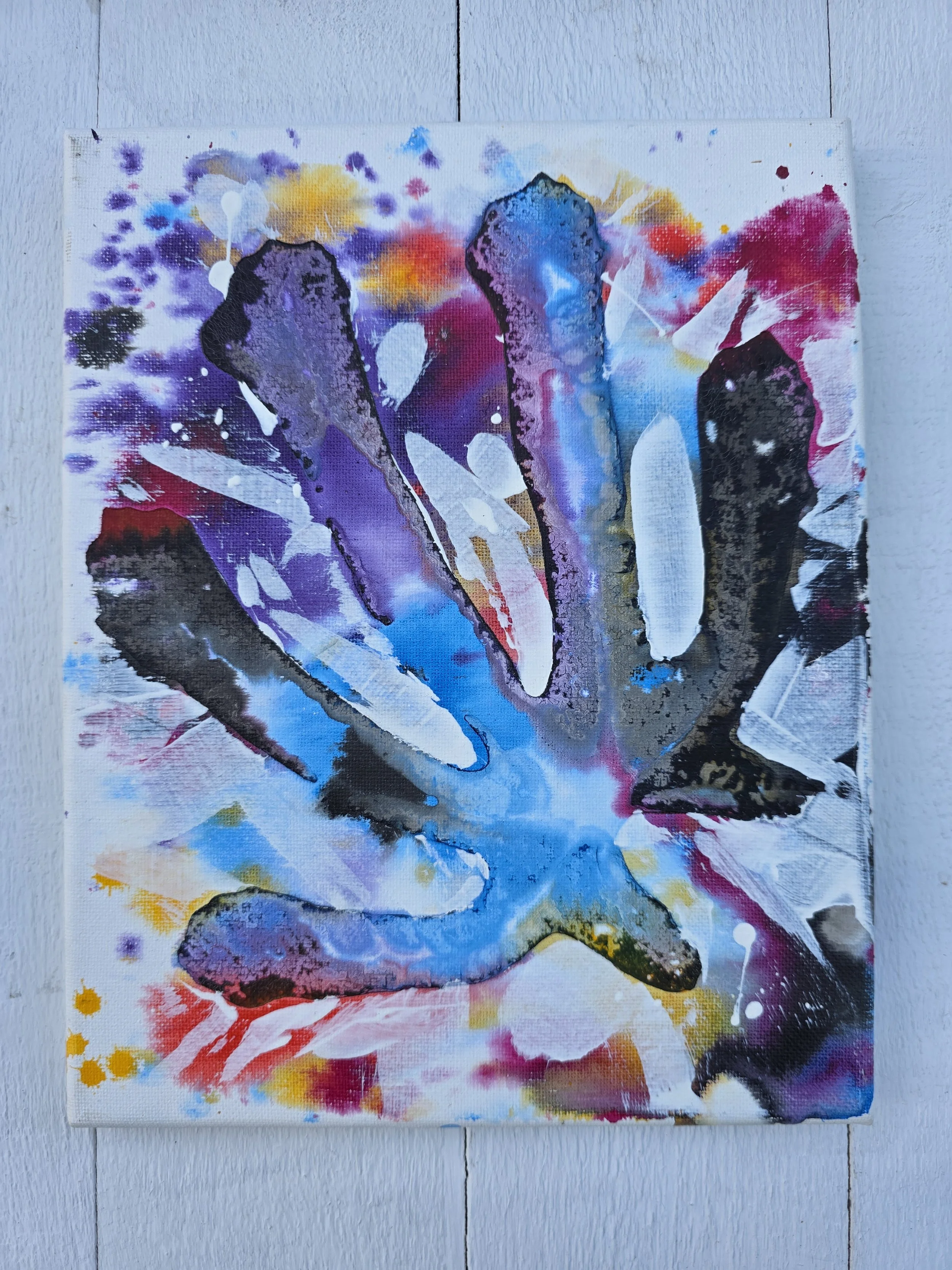 Purple Black Fig (2019 Pure Leaf Collection)
• Dimensions: 8” x 10” Original Print
• Medium: Genuine organic leaf print on premium stretched canvas.
• Price: $43.10 (Includes California Sales Tax)
About the Artwork:
Part of the minimalist Pure Leaf C