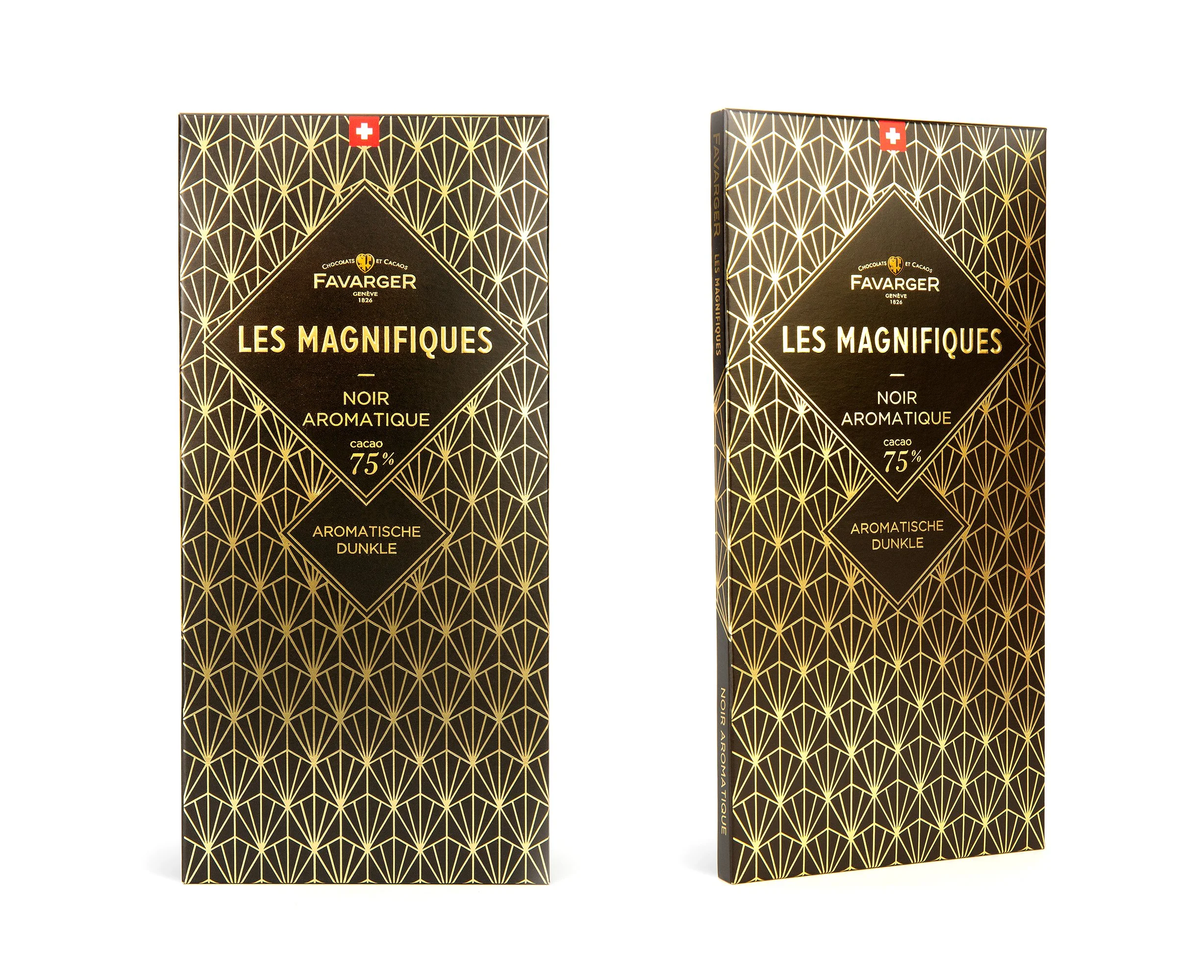 Deux boîtes de chocolat noir aromatique de la marque Favarger, avec un design doré et noir.