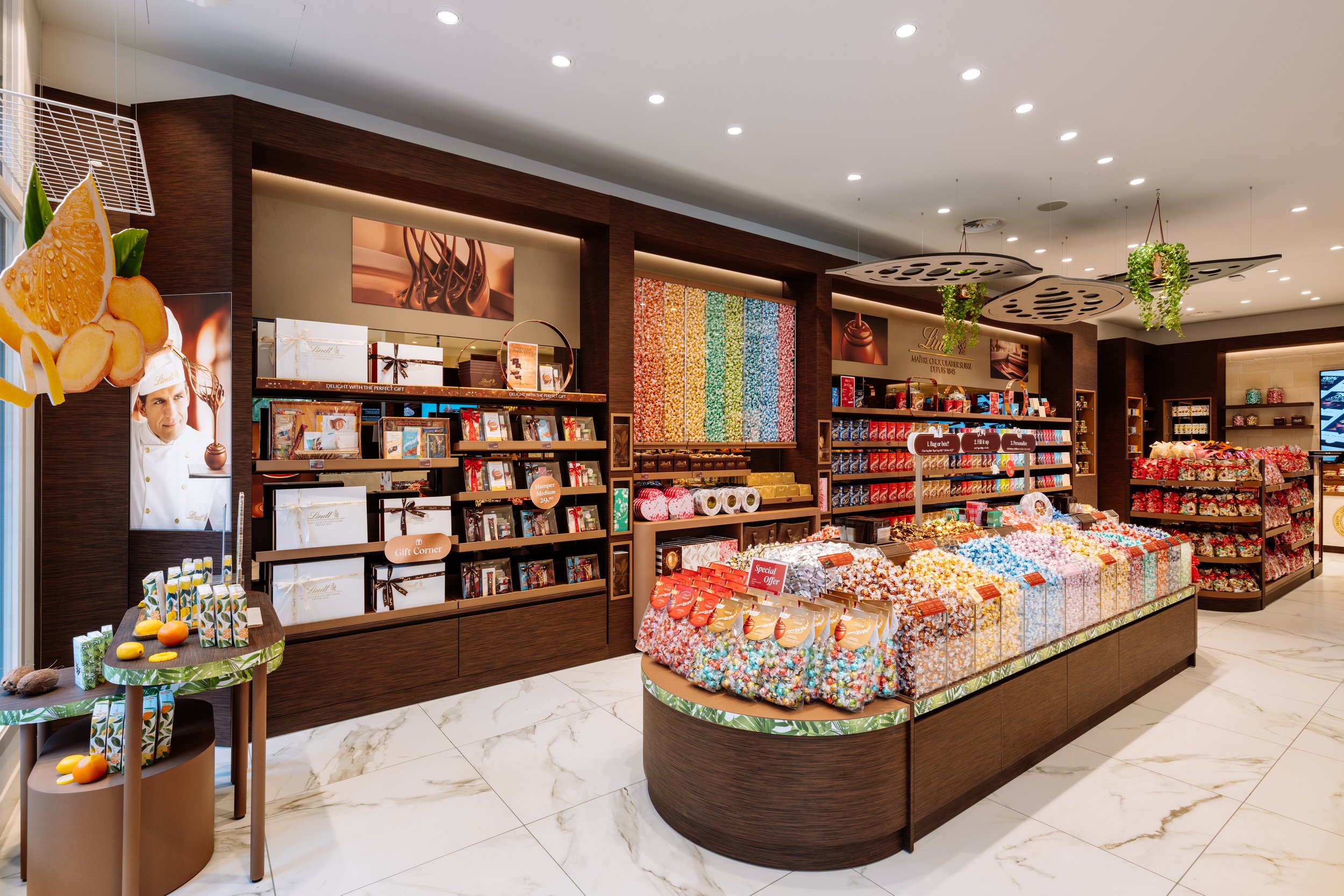 Lindt-Bataviastad-04-07-2024-24.jpg