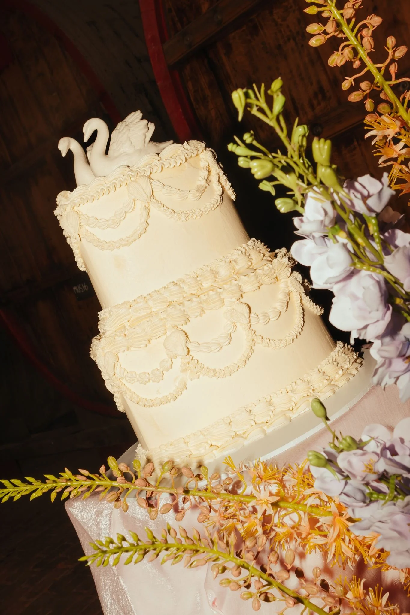 AT-AllSaintsWeddingWahgunyah-JacksonGrant-250.jpg