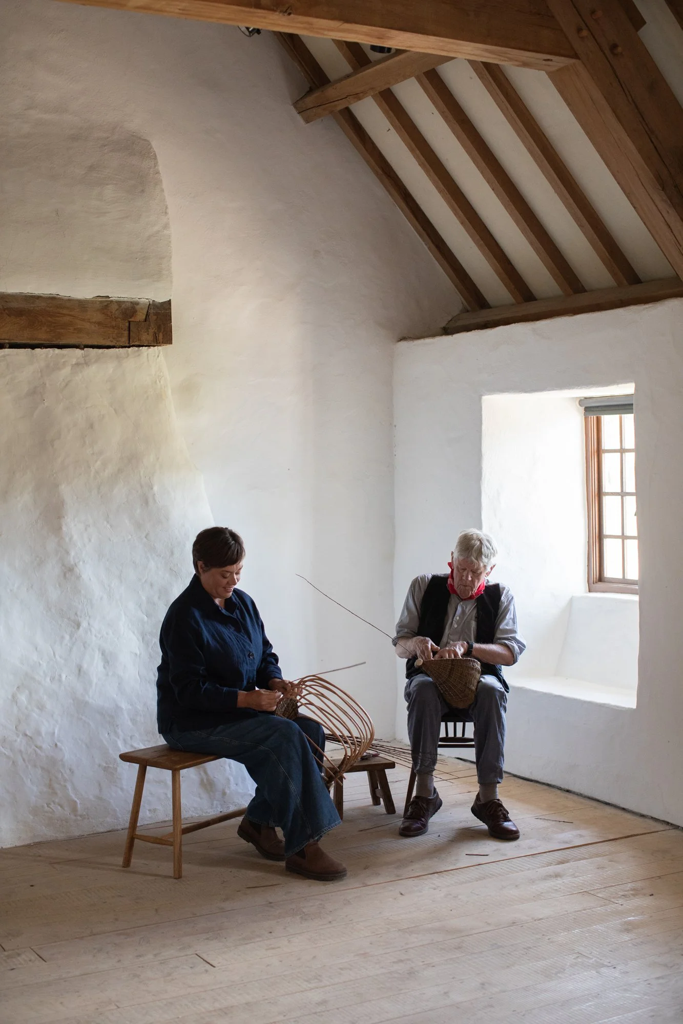 Guernsey-Willow-Baskets_Claire-and-Max-weaving-2.jpg
