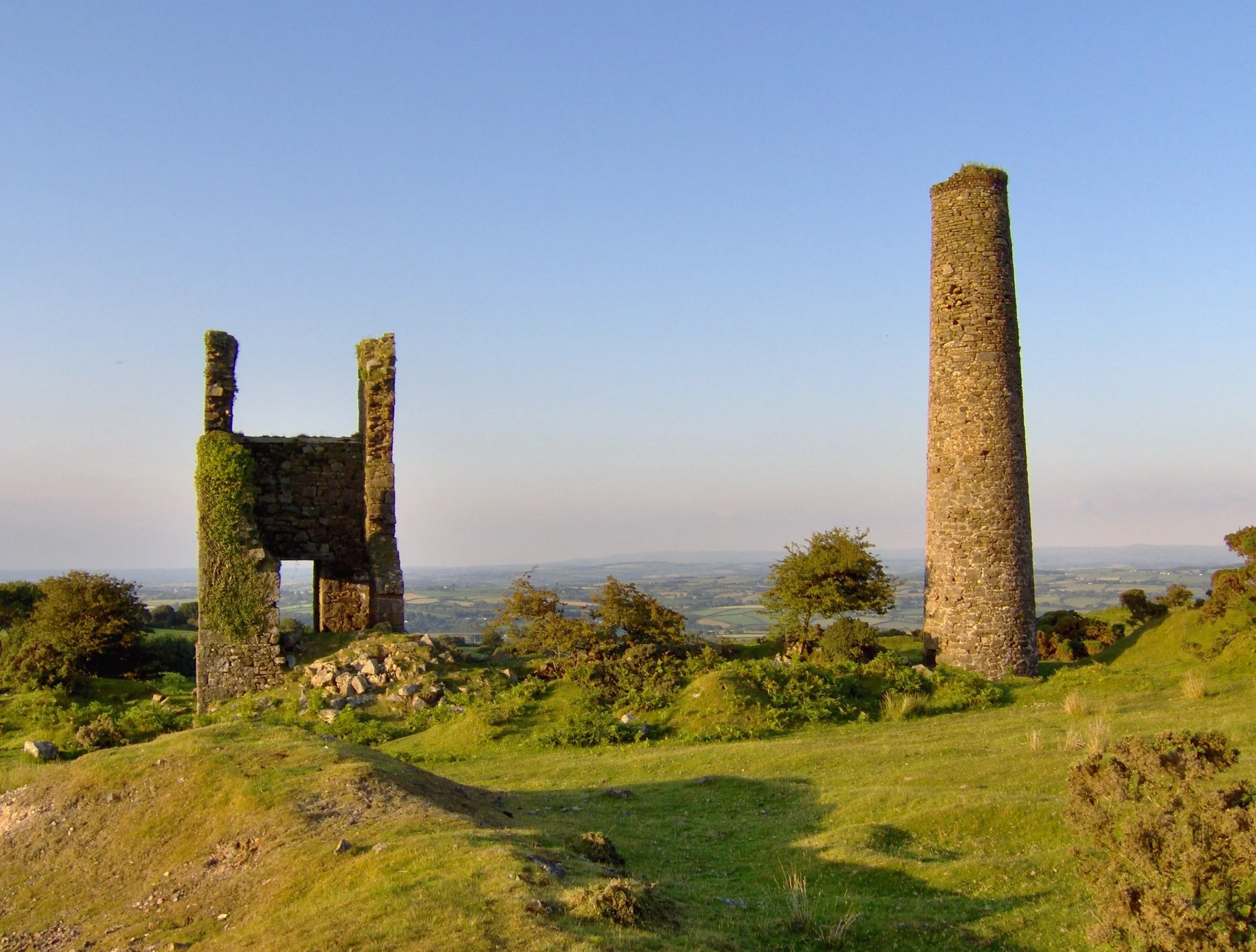 Remains of the engine house and chimney at Wheal Jenkin near Minions on Bodmin Moor