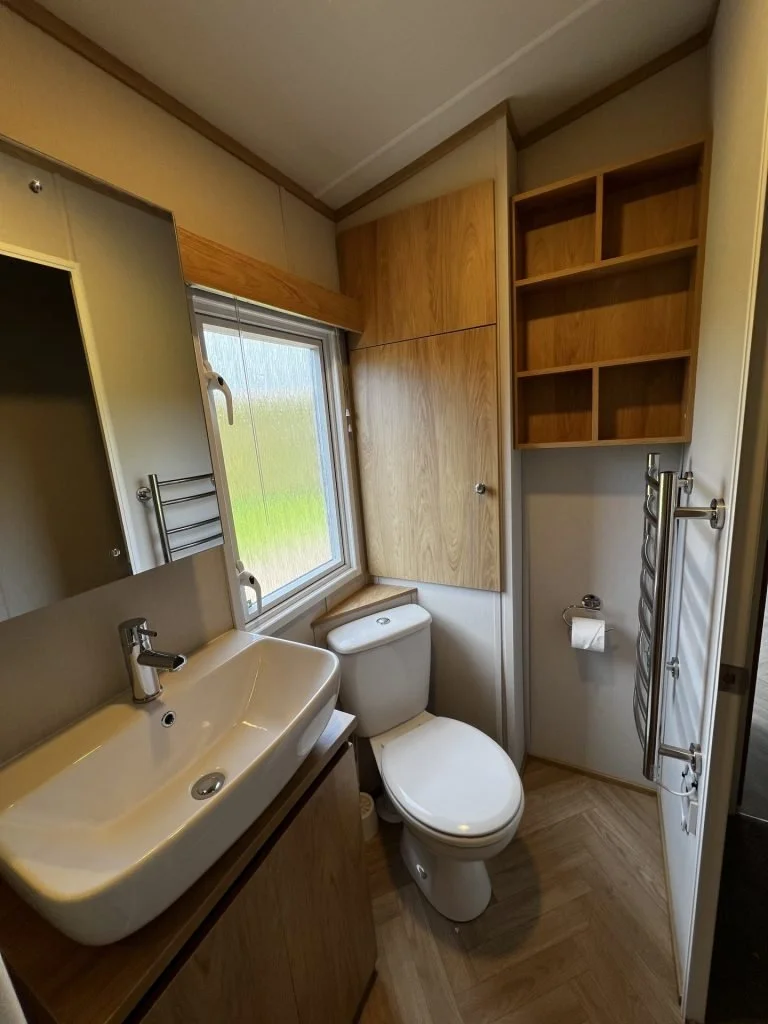 LW-bathroom-2-768x1024.jpeg