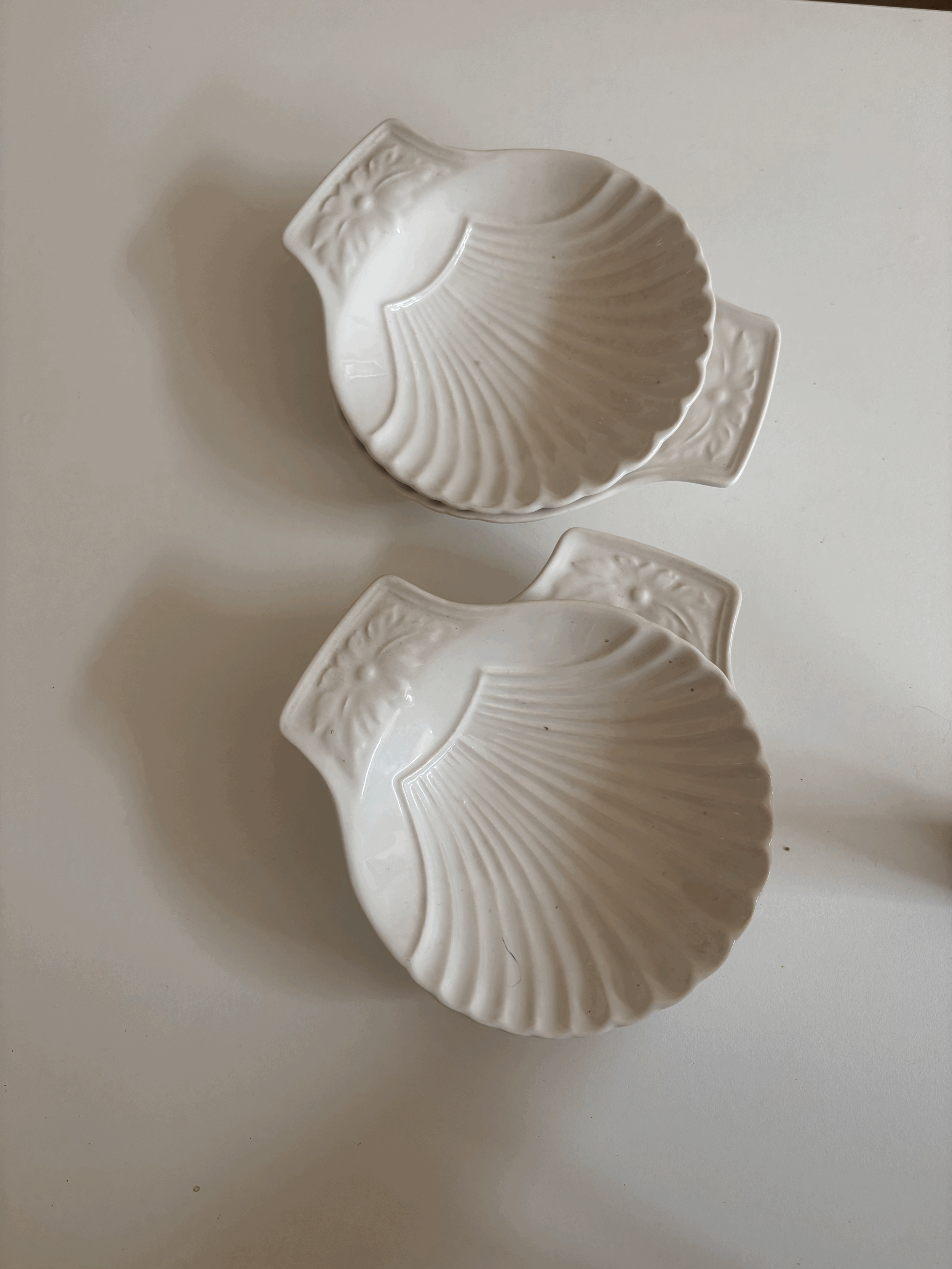 Japanese Ceramic Shell Dish