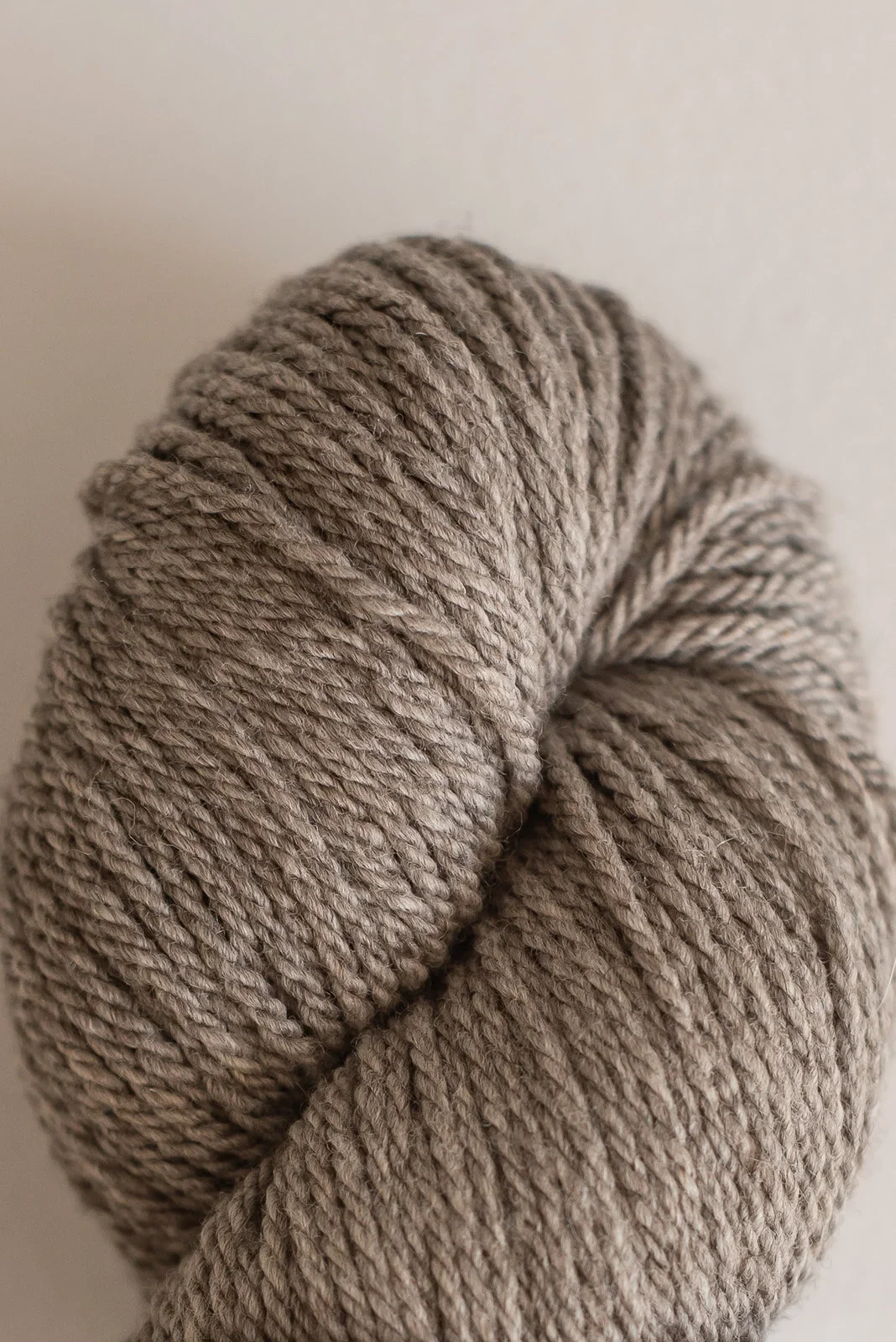 esf_cormo_worsted_dove.webp