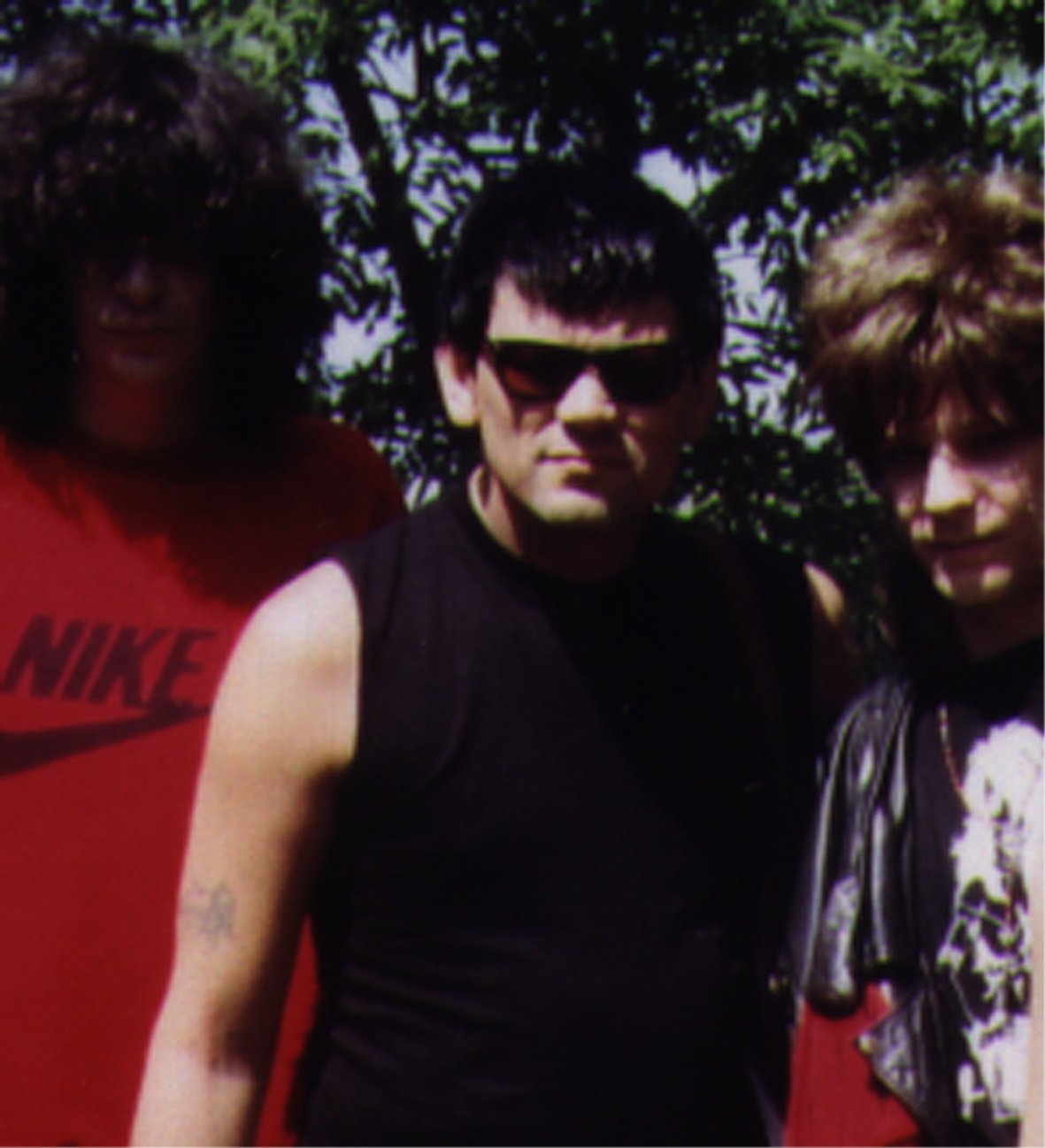 1985 - Joey Ramone DeeDee Ramone General Seckler 10cm 300dpi.jpg