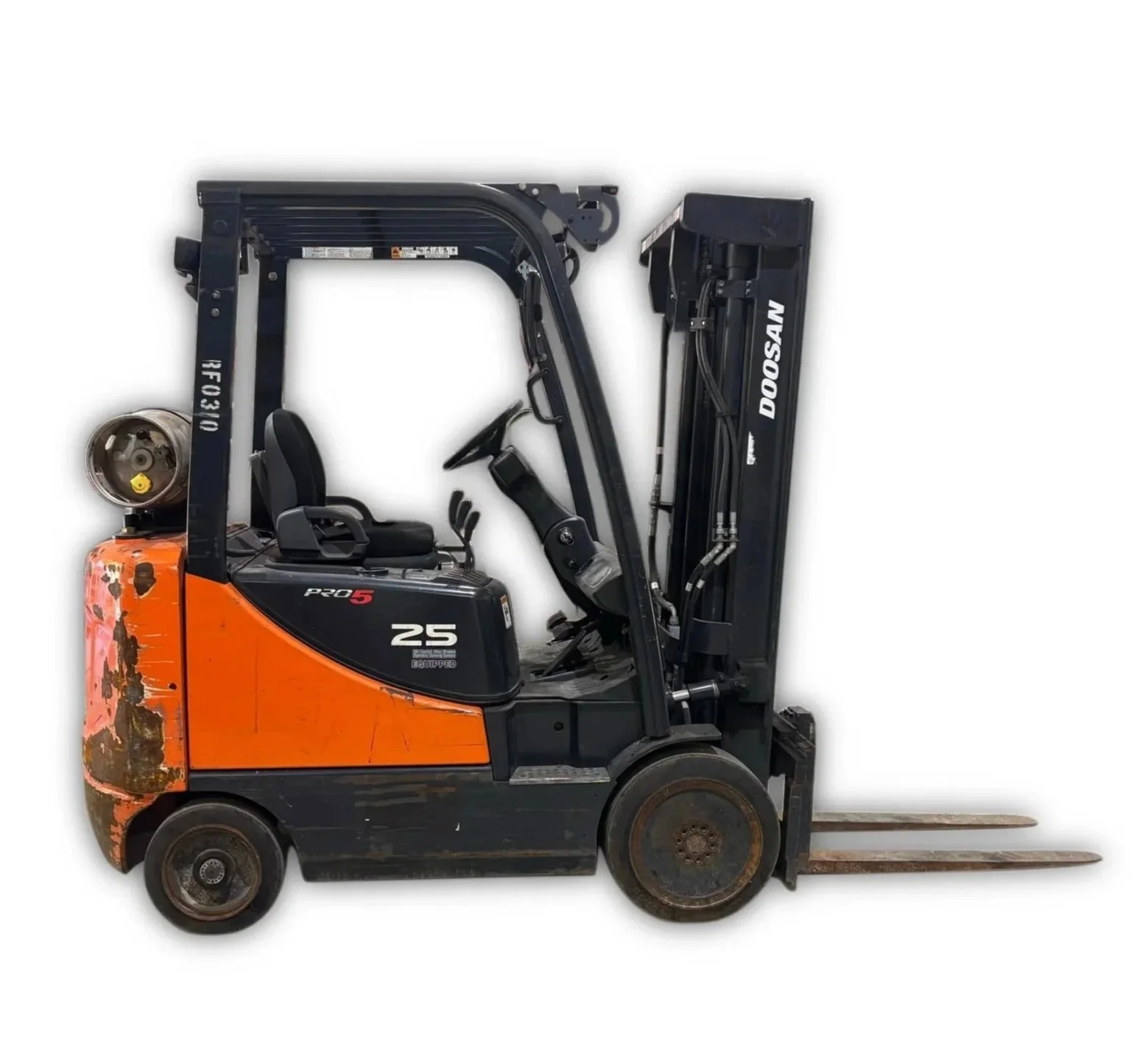 Doosan forklift for sale in Loganville, Georgia. Great condition, low mileage, better price.