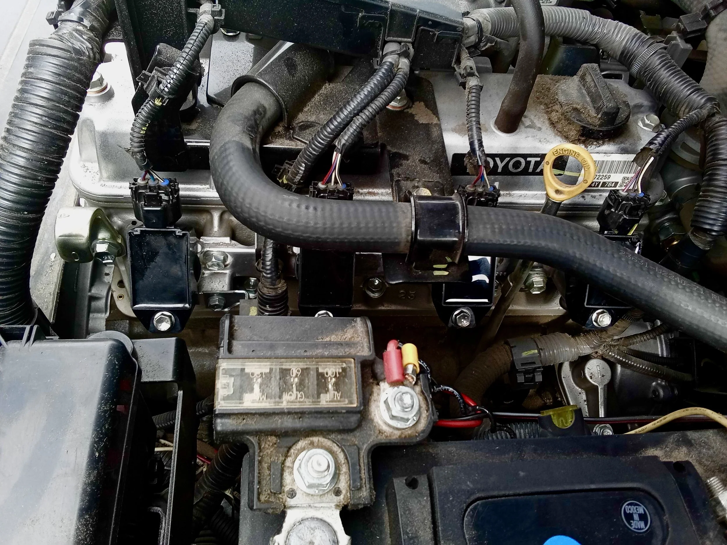 Forklift engine and battery replacement and repair from Pinnacle MHS.