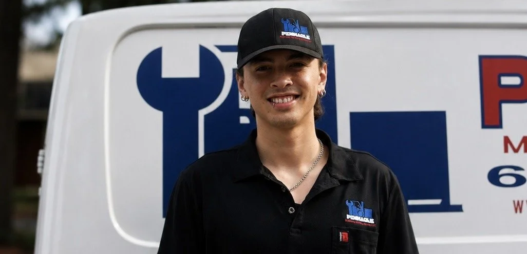 Certified forklift technician and shop technician for pinnacle material handling service.