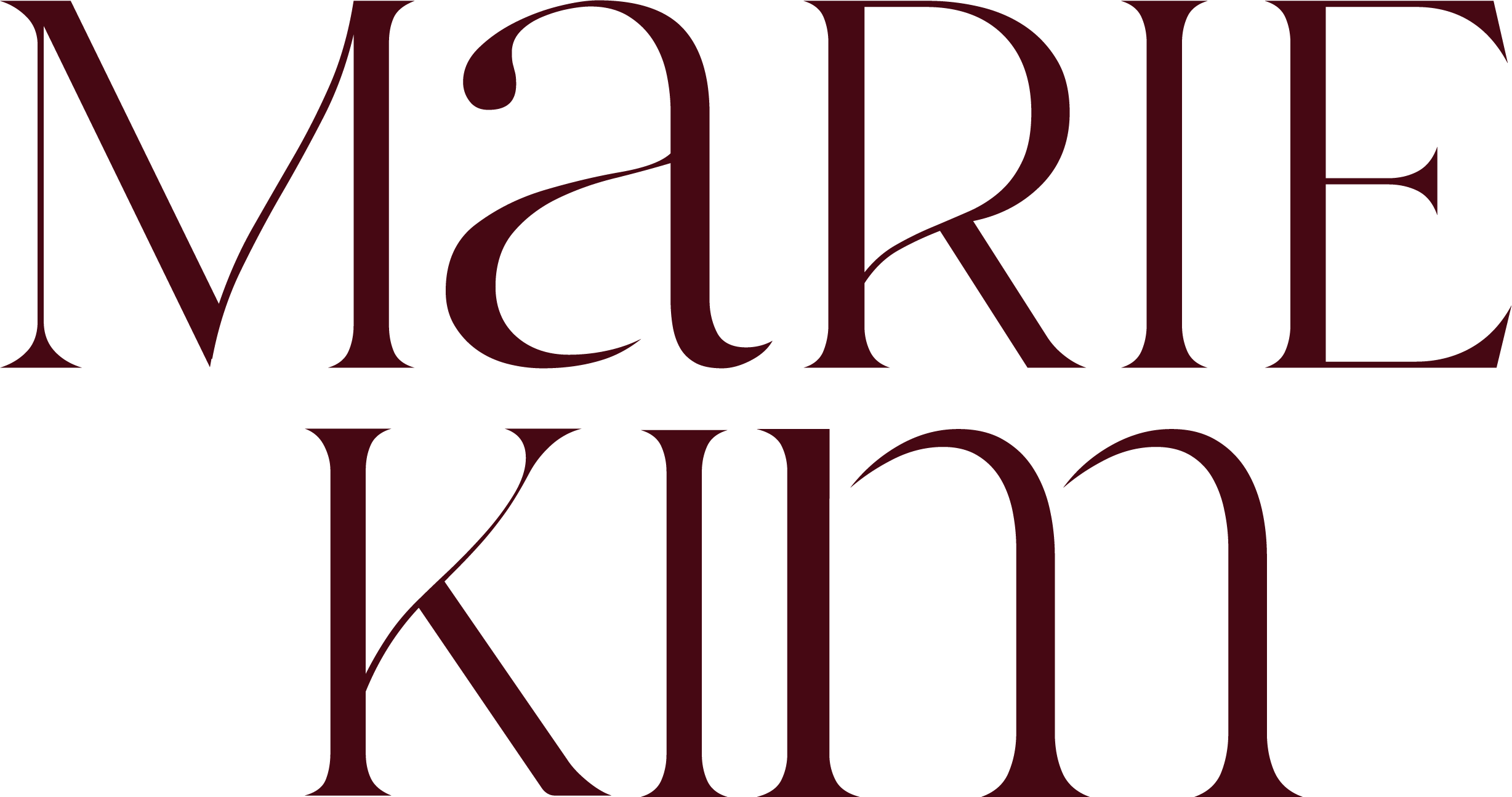 Le texte « MAKE ME BLOOM » écrit en lettres de couleur bordeaux foncé, avec un effet de reflet ou de miroir en dessous sur fond noir.
