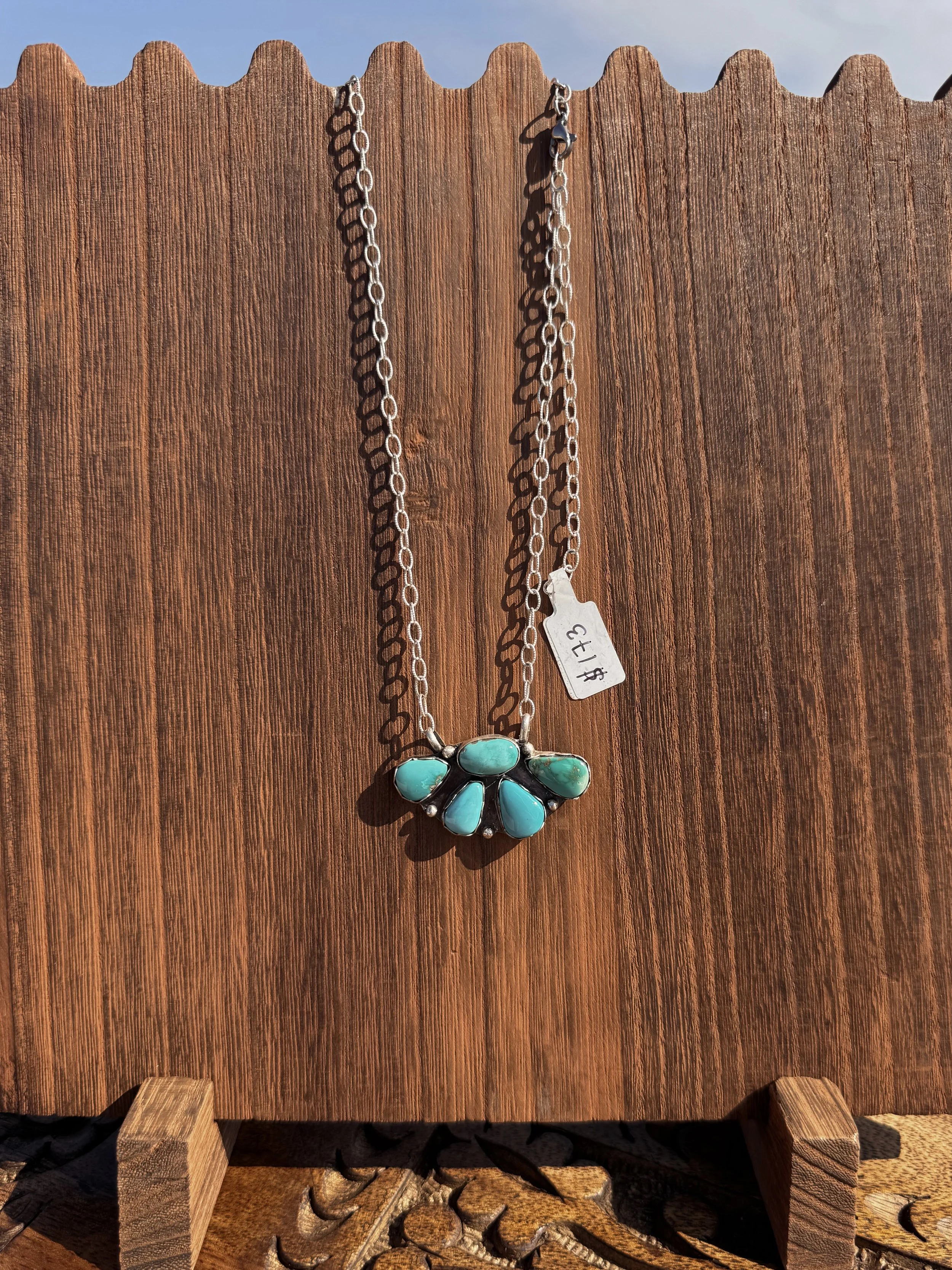 Necklace seventeen