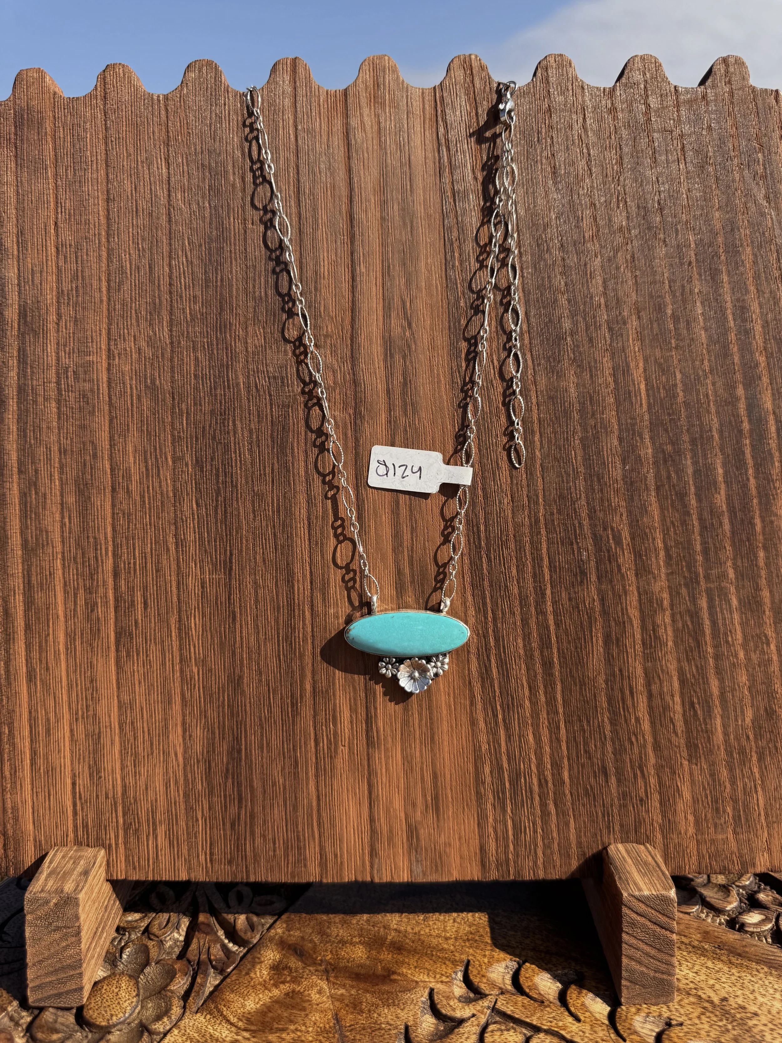 Necklace twenty-three
