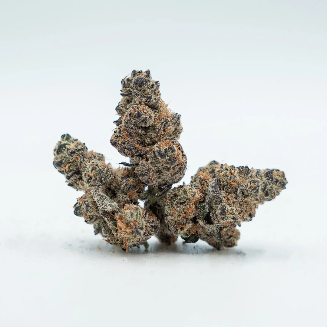 GRAPE BERRY KUSH
Grape Gas x (OGKB x Blueberry Headband)