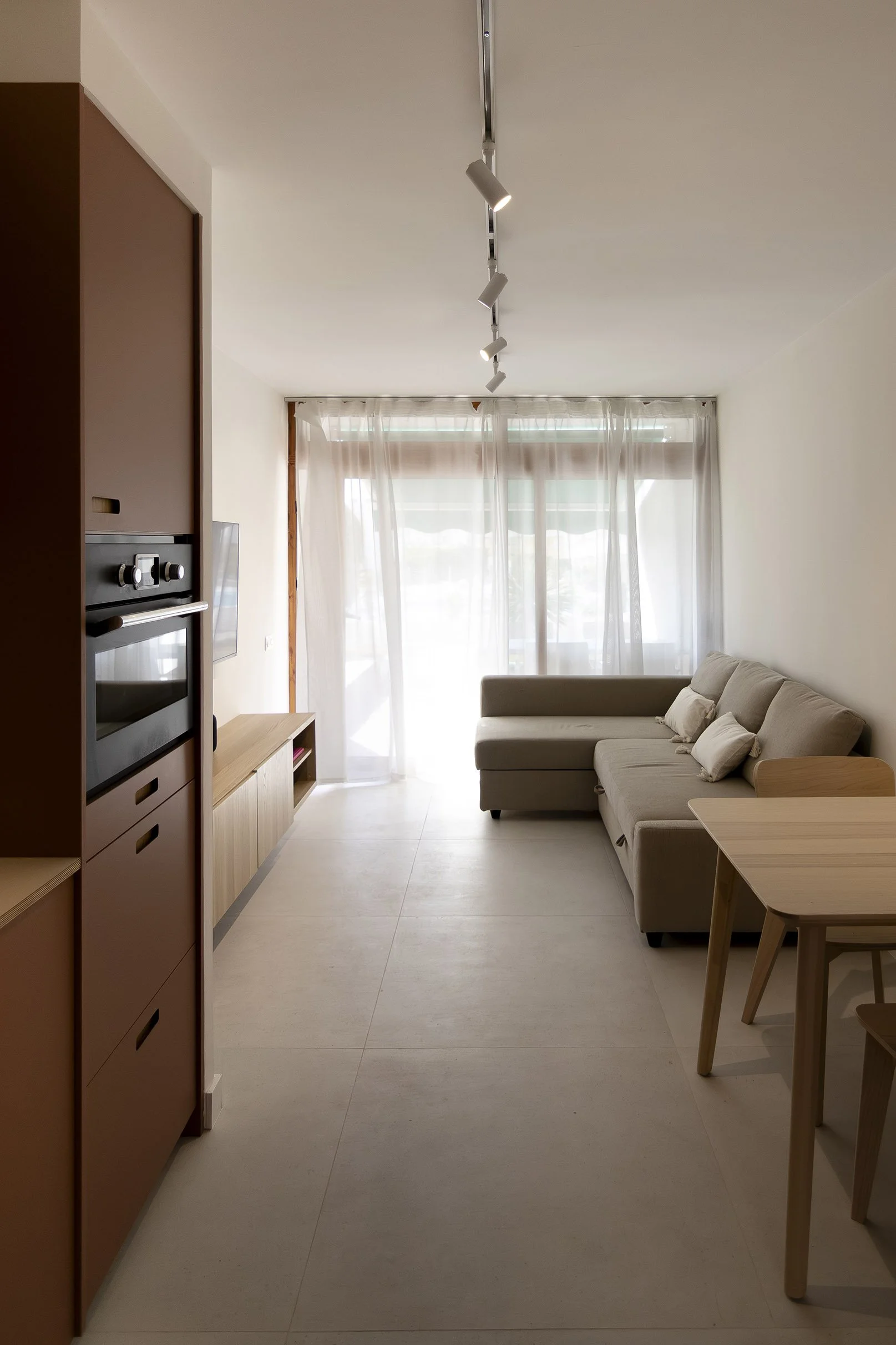 Reforma integral e interiorismo de un apartamento en Maspalomas, Gran Canaria.