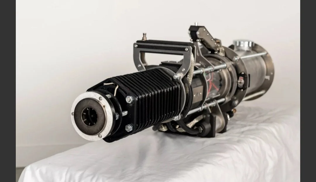The second major iteration of the 'Big Boy' flamethrower. It was slightly lighter and featured a more reserved design language, though the assembly and maintenance processes proved somewhat difficult.