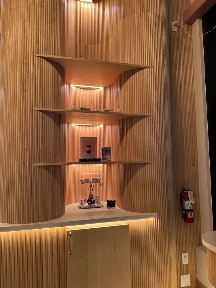 Commercial Displays and Shelving 
