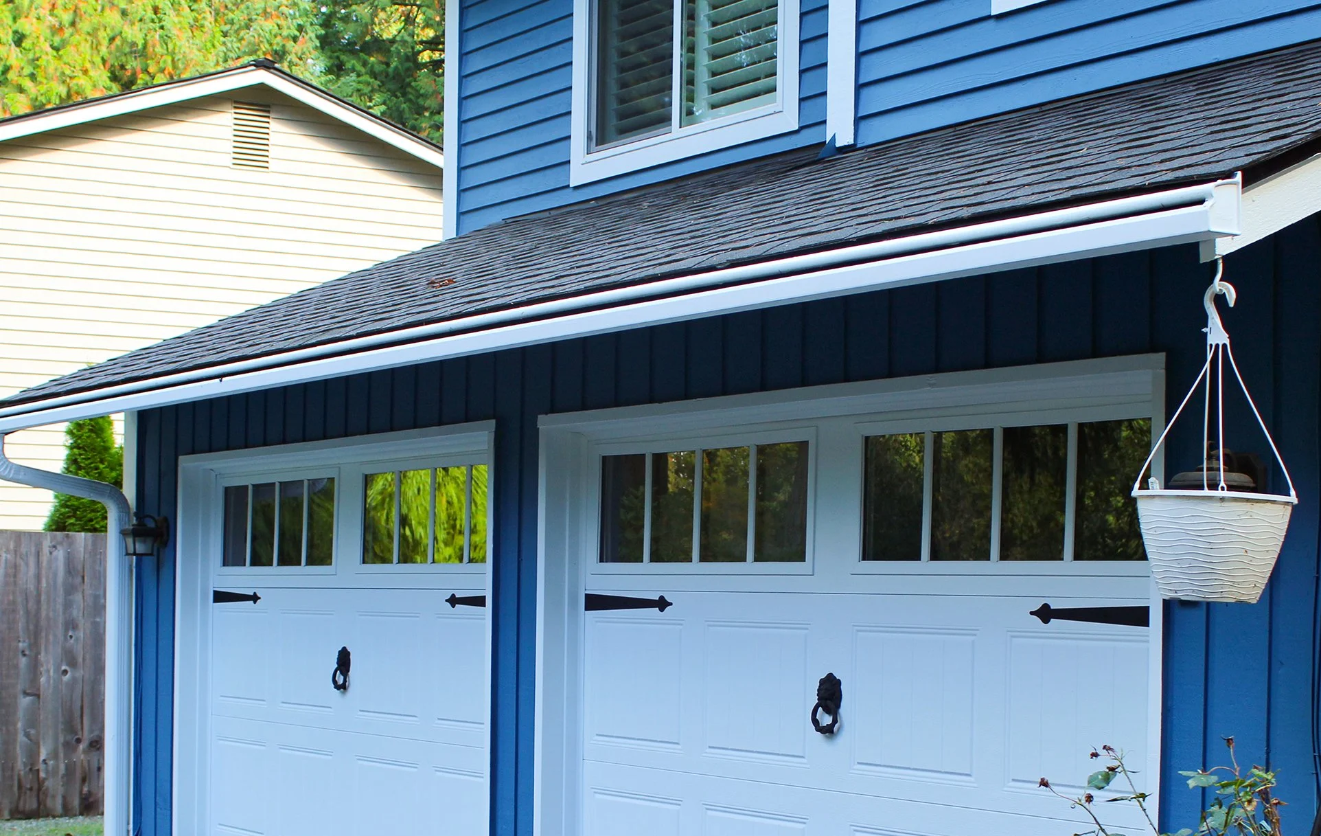 Asphalt shingle roof installation by F&M Construction & Remodeling in Bellevue, WA, serving Seattle and the Eastside.