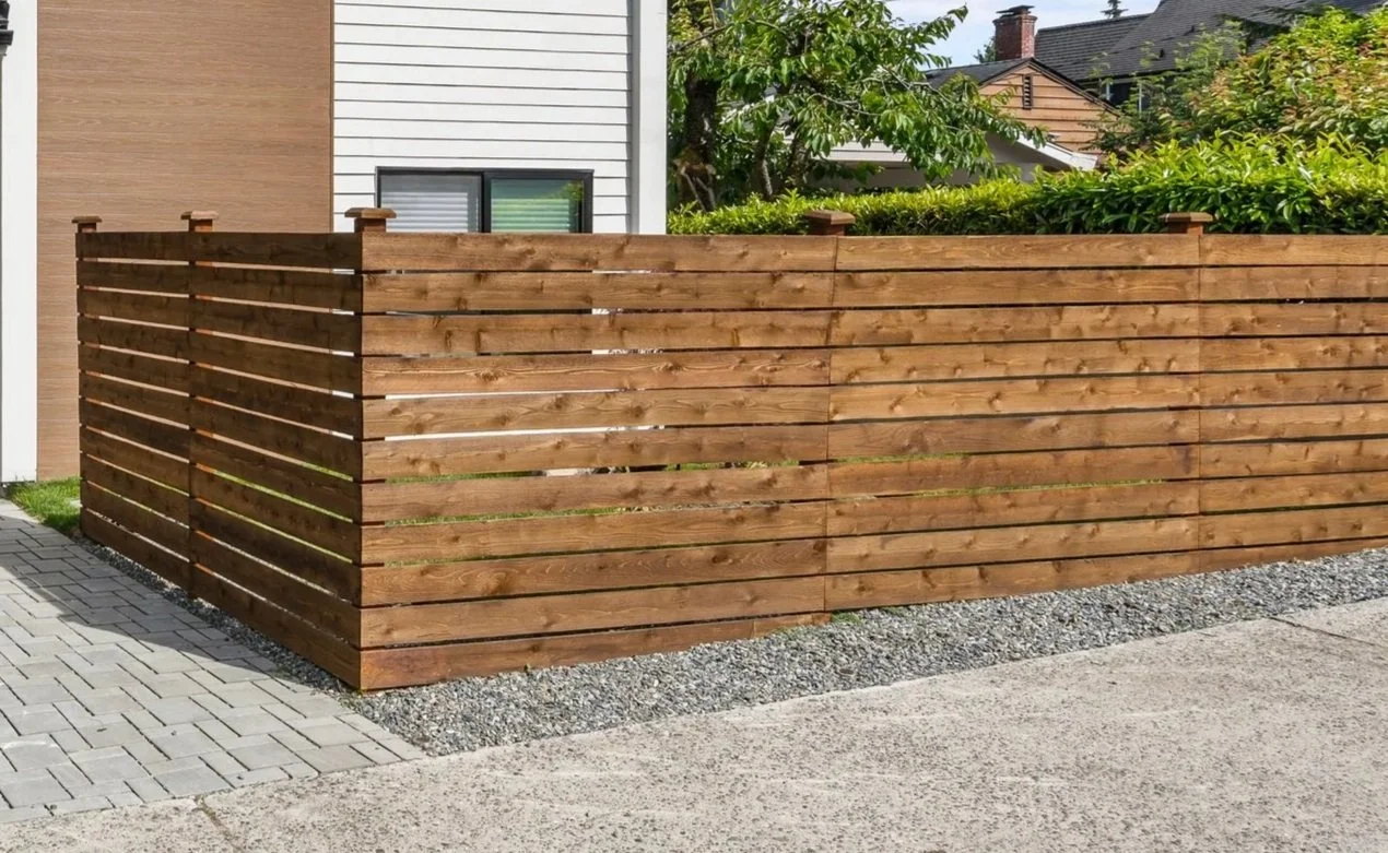 Horizontal cedar fence installation by F&M Construction & Remodeling in Seattle, WA, serving Bellevue and the Eastside.