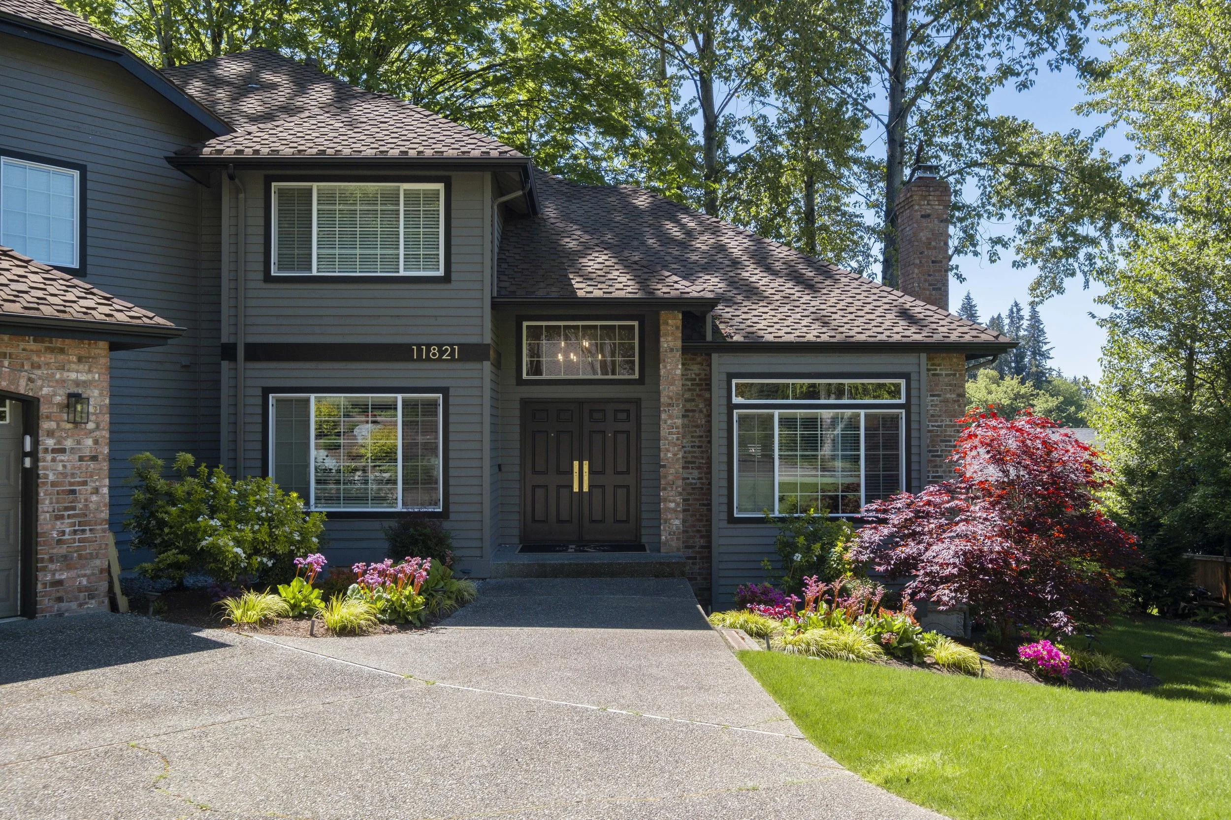 Exterior house washing by F&M Construction & Remodeling in Kirkland, WA, serving Bellevue, Seattle, and the Eastside.