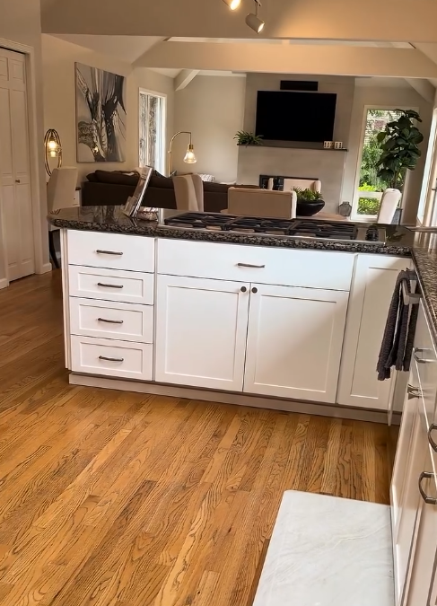 Kitchen Stove Flooring.png