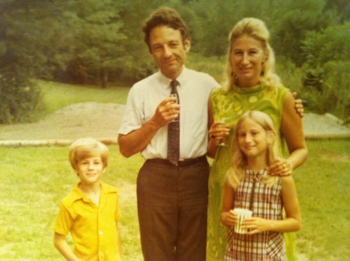 1. The Groovy 60s Smithbergs.jpg