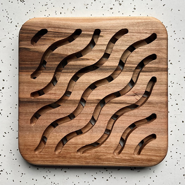 wavy trivet.png