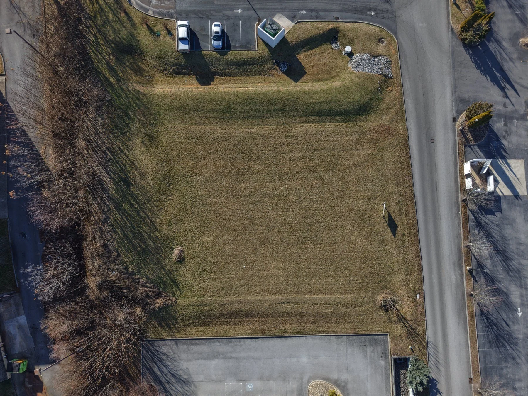 Linden_Drive_Lot_aerial.jpg