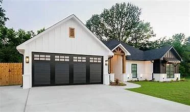 black garage.jpg