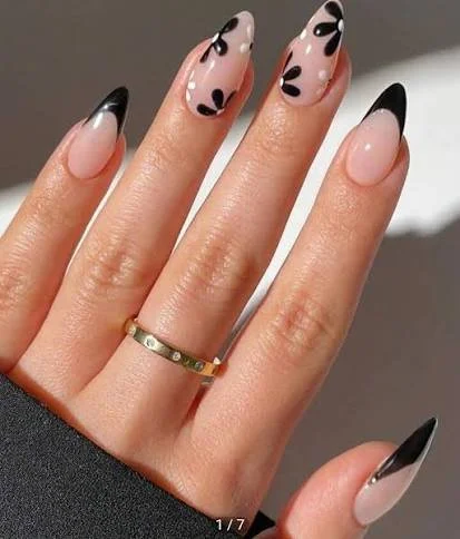 nail art.jpeg