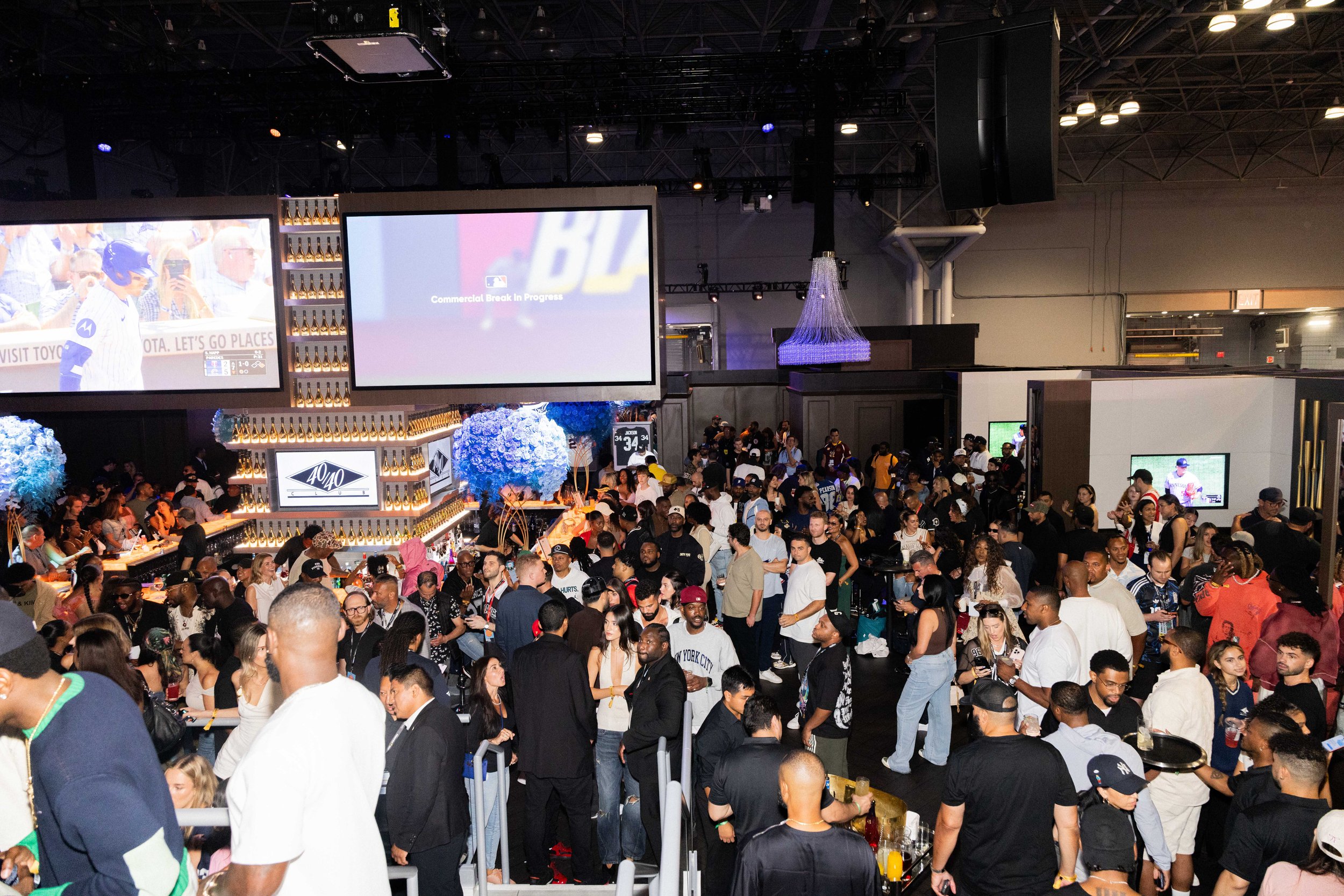 4040_SATURDAY_CLUB_SELECTS_8_00-8.jpg