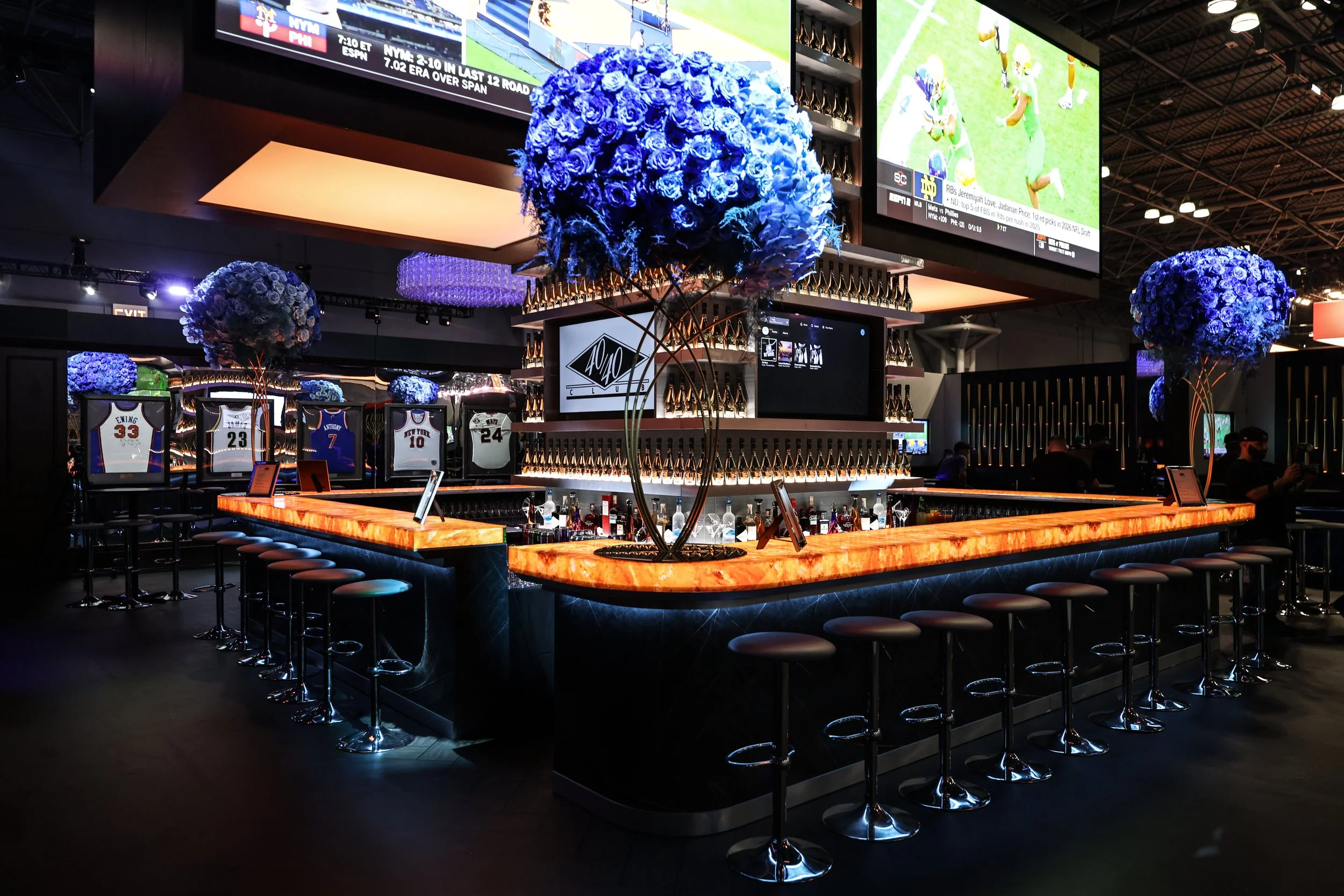 The 40:40 Club at Fanatics Fest - Bar Wide 2.jpg