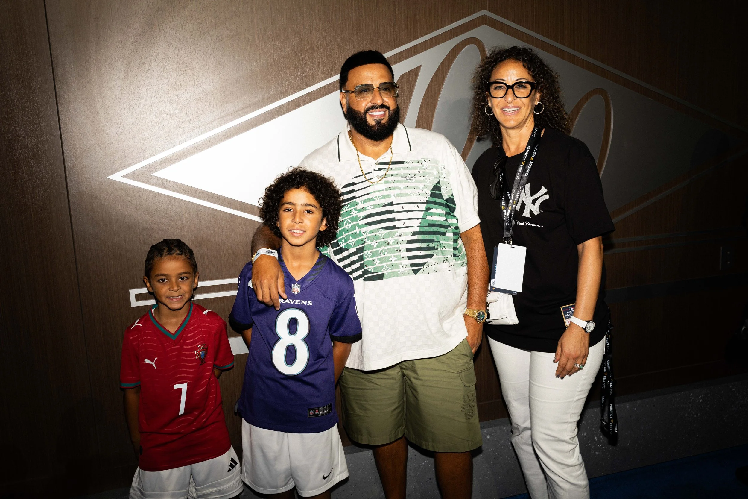 DJ Khaled and Family at The 40/40 Club at Fanatics Fest