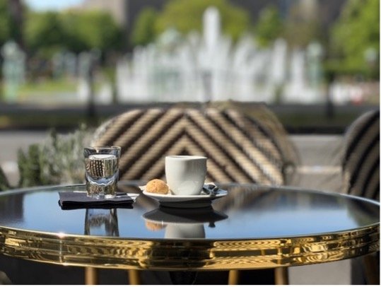 cafe dolce morgens.jpg