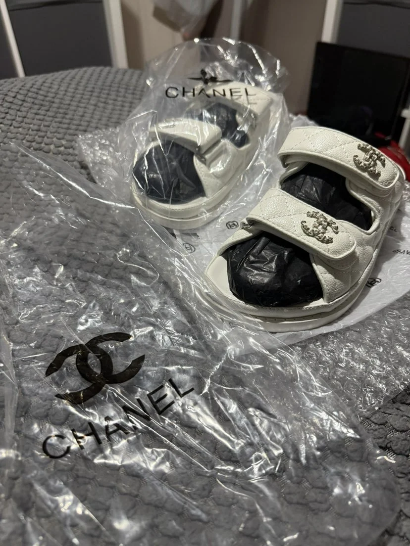chanelssandals3.jpg