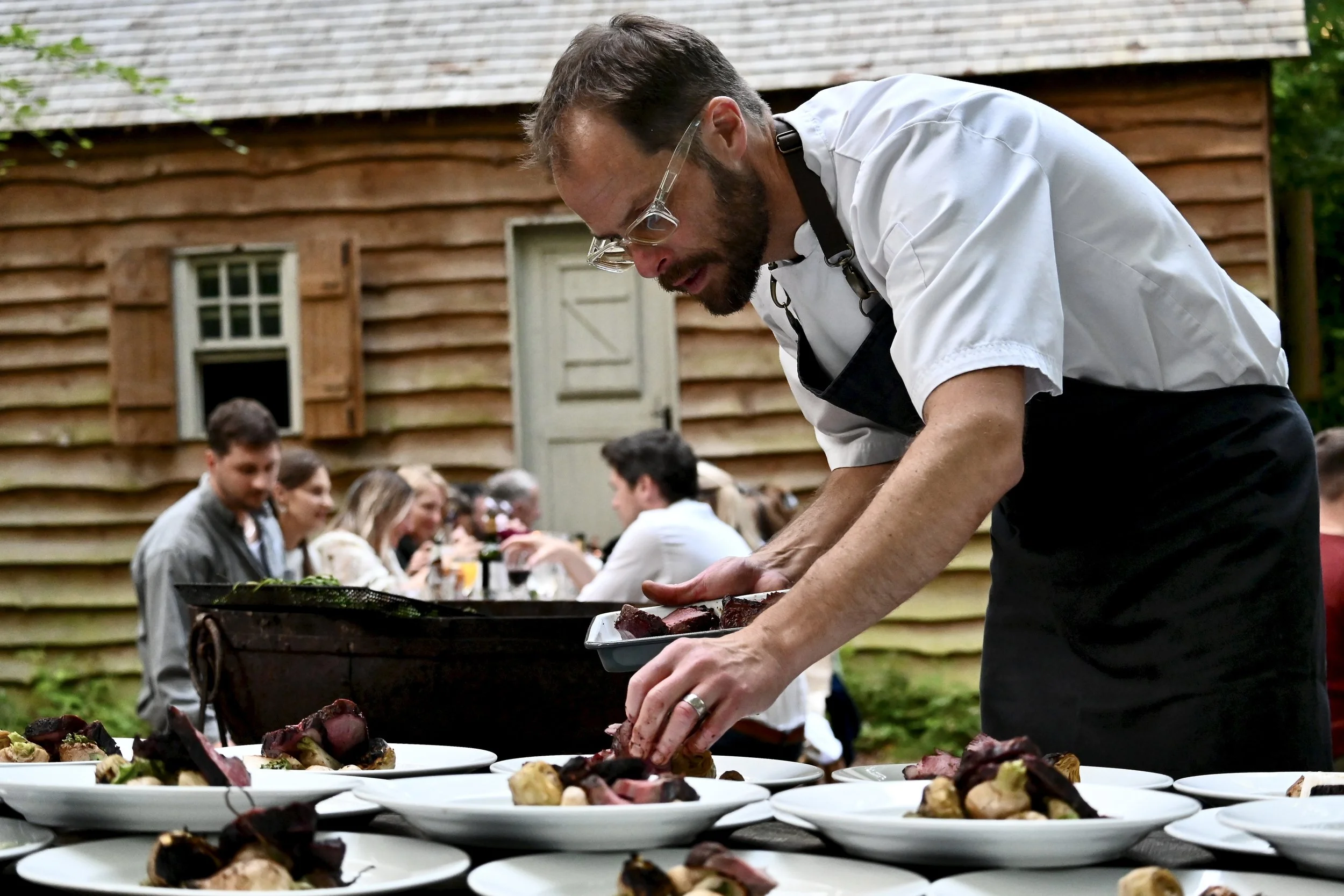 chef and diners photographs
