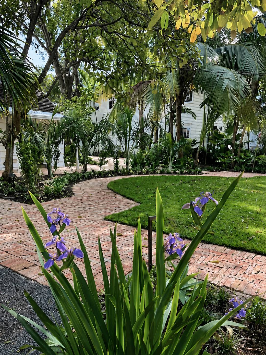 1_lush_garden.png