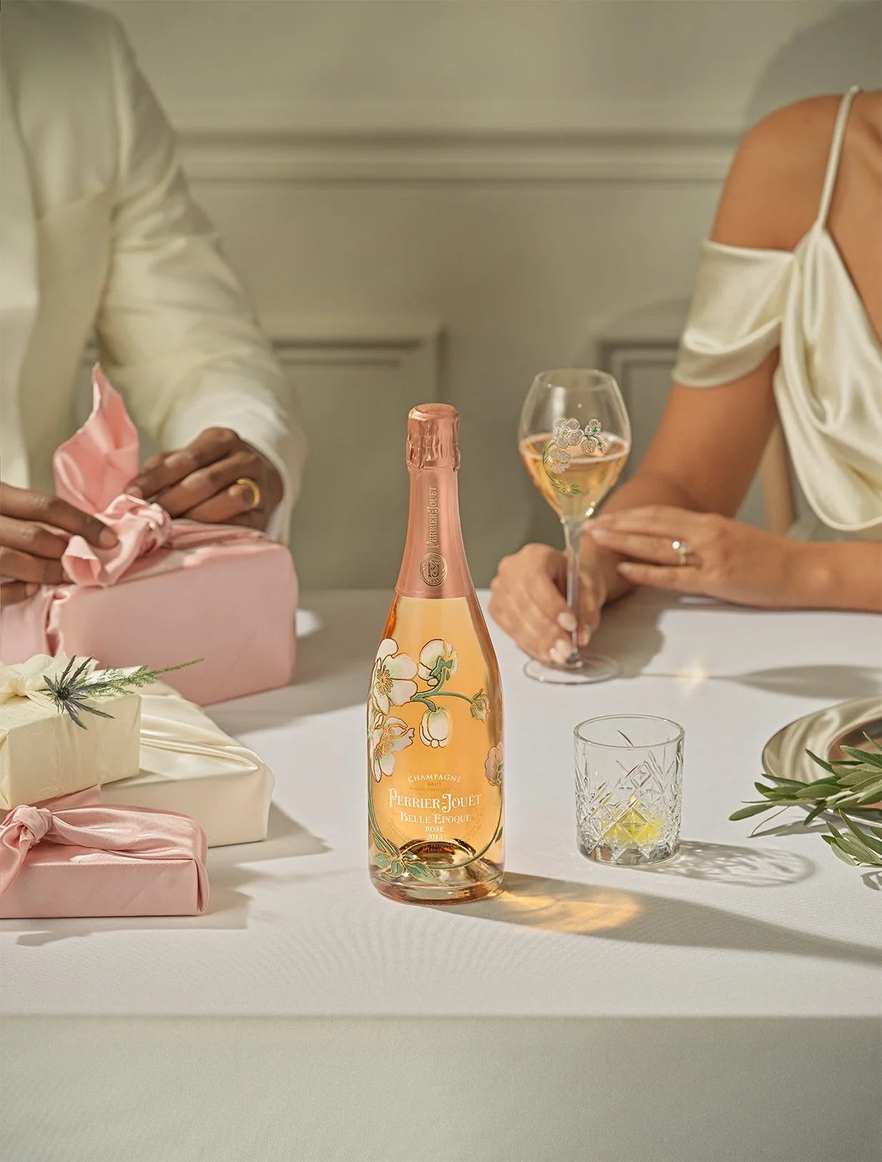 736882_FY24_PerrierJouët_YearlyKeyOccasions_Wedding_1871.jpg